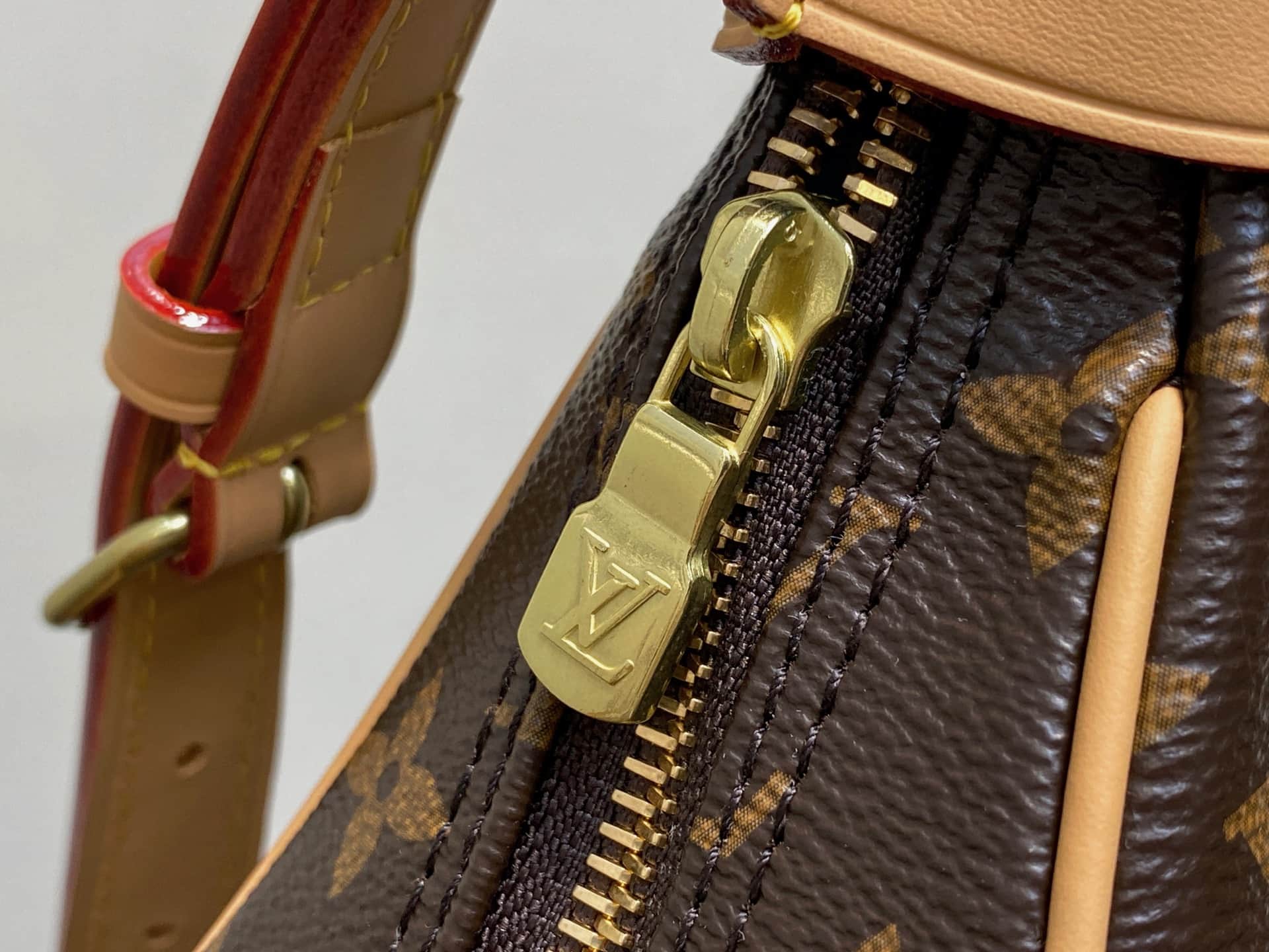 Louis Vuitton Boulogne Bag Monogram Canvas M51260 High