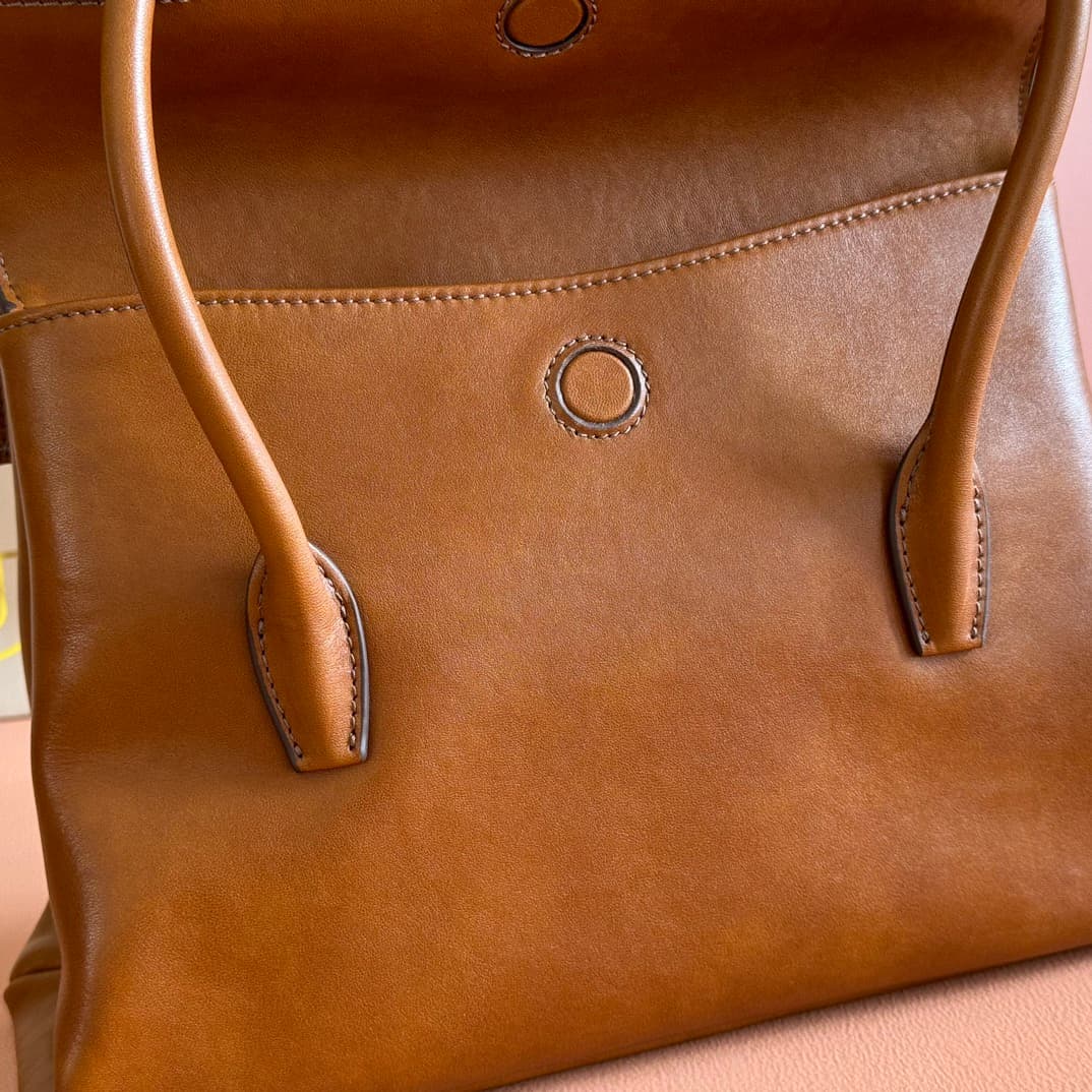 Miu Miu Solitaire shiny Calfskin leather bag brown 5BA302 High