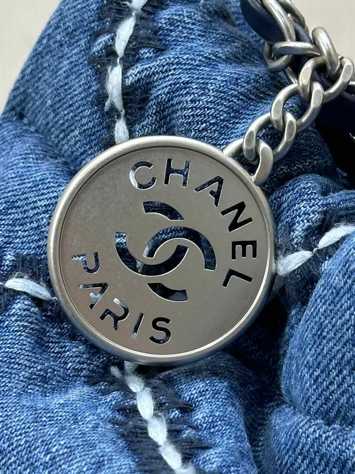 Chanel 22 Small handbag Washed denim studs & silver-tone metal AS3260 Blue TOP