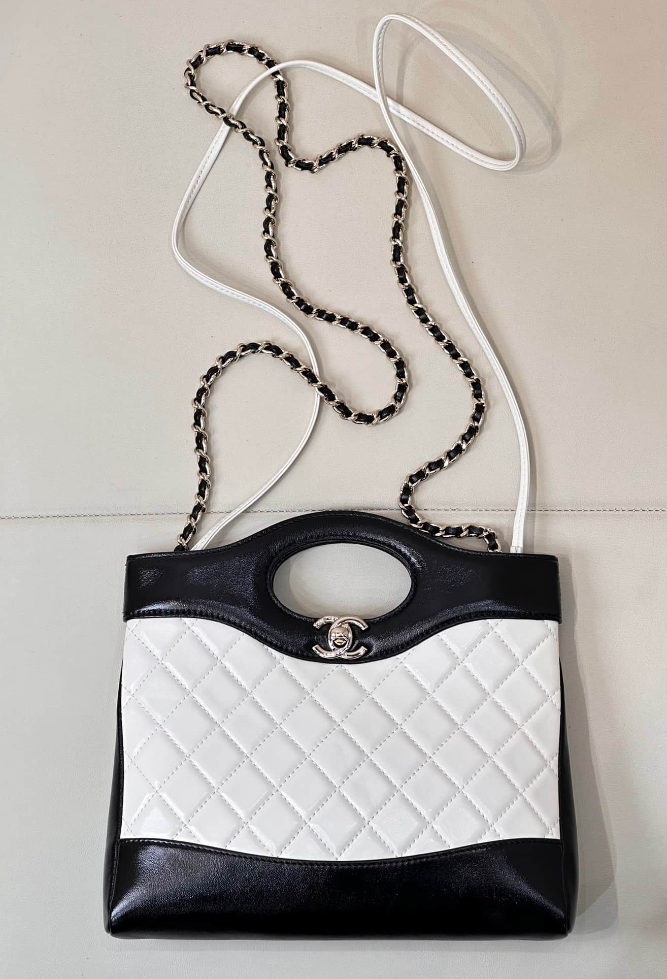 CHANEL 31 Mini Shopping Bag Shiny Lambskin & Gold-Tone Metal AS4133 Black/White TOP