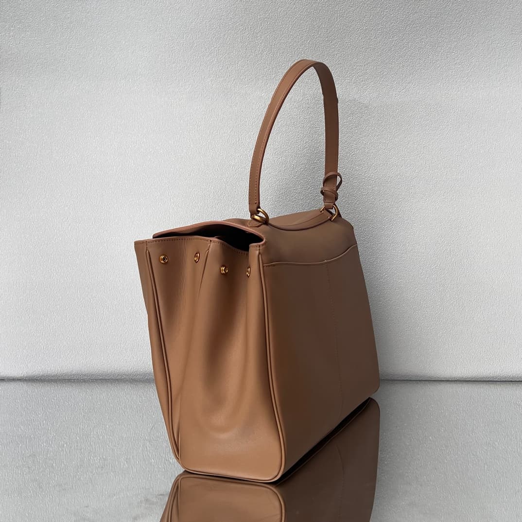 Balenciaga Rodeo Large Bag in Latte Leather With Gold-Tone Metal TOP