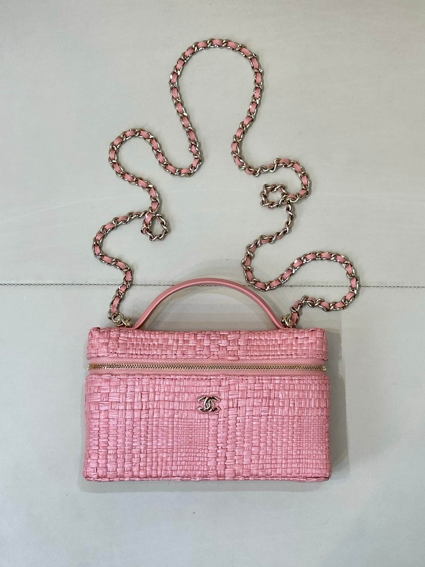 Chanel Classic Vanity with Chain Braided Raffia & Gold-Tone Metal Pink AP4385 TOP