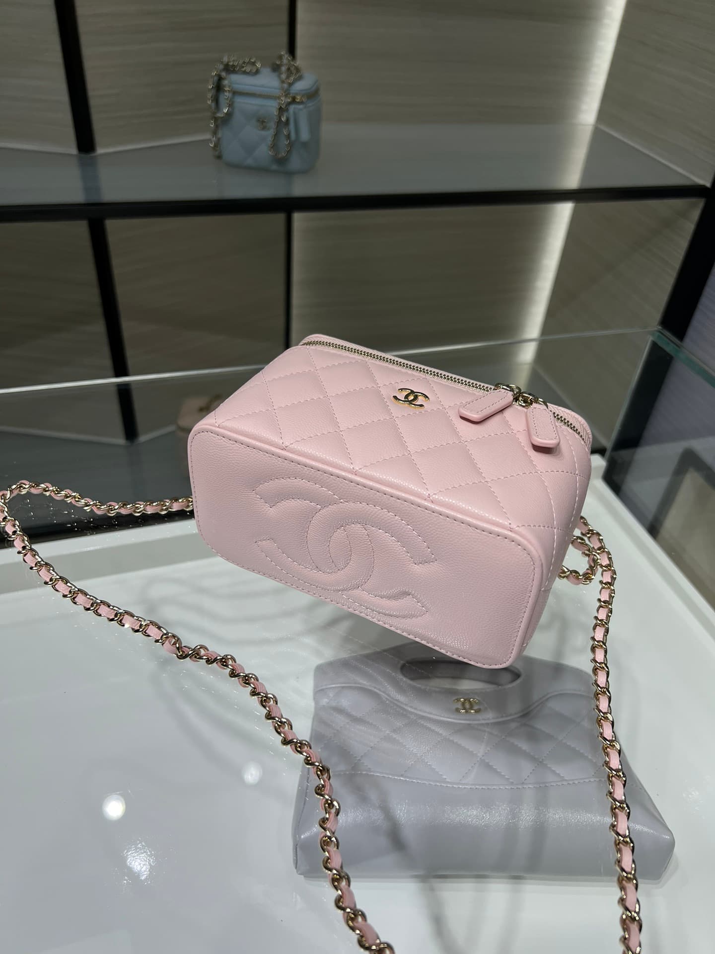 Chanel Classic Long Vanity with Chain Grained Calfskin & Gold-Tone Metal Pink AP1341 High