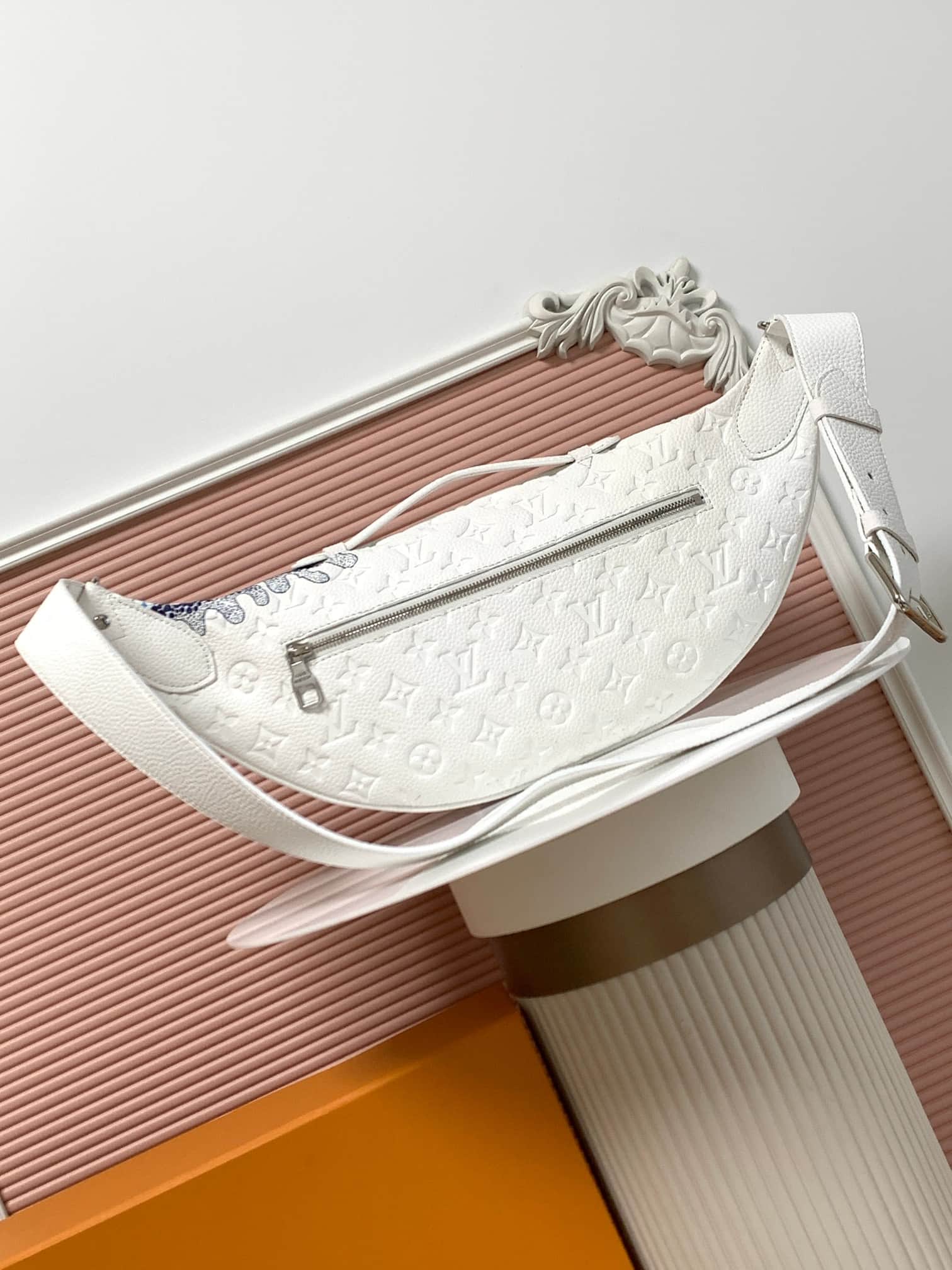Louis Vuitton x Yayoi Kusama Maxi Bumbag in white Taurillon Monogram leather M21680 High