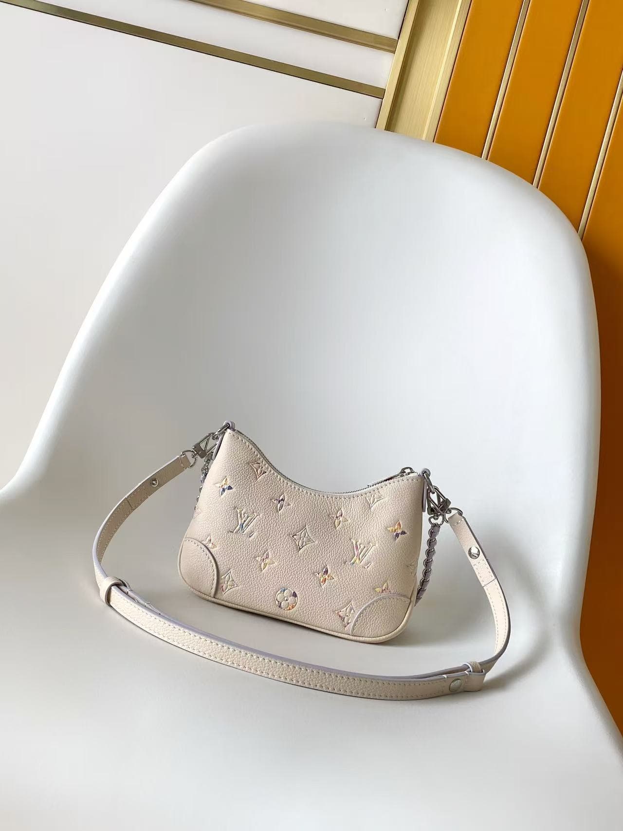 Louis Vuitton Nano Boulogne Monogram Empreinte Link Quartz Cowhide leather M29779 High