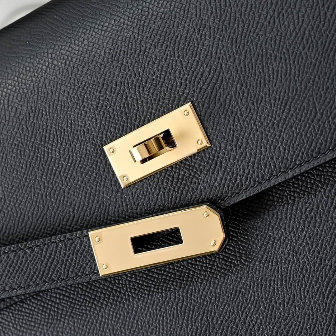 Hermes Kelly depeches Epsom 36 briefcase In Black Gold Metal CalfskIn WAX High