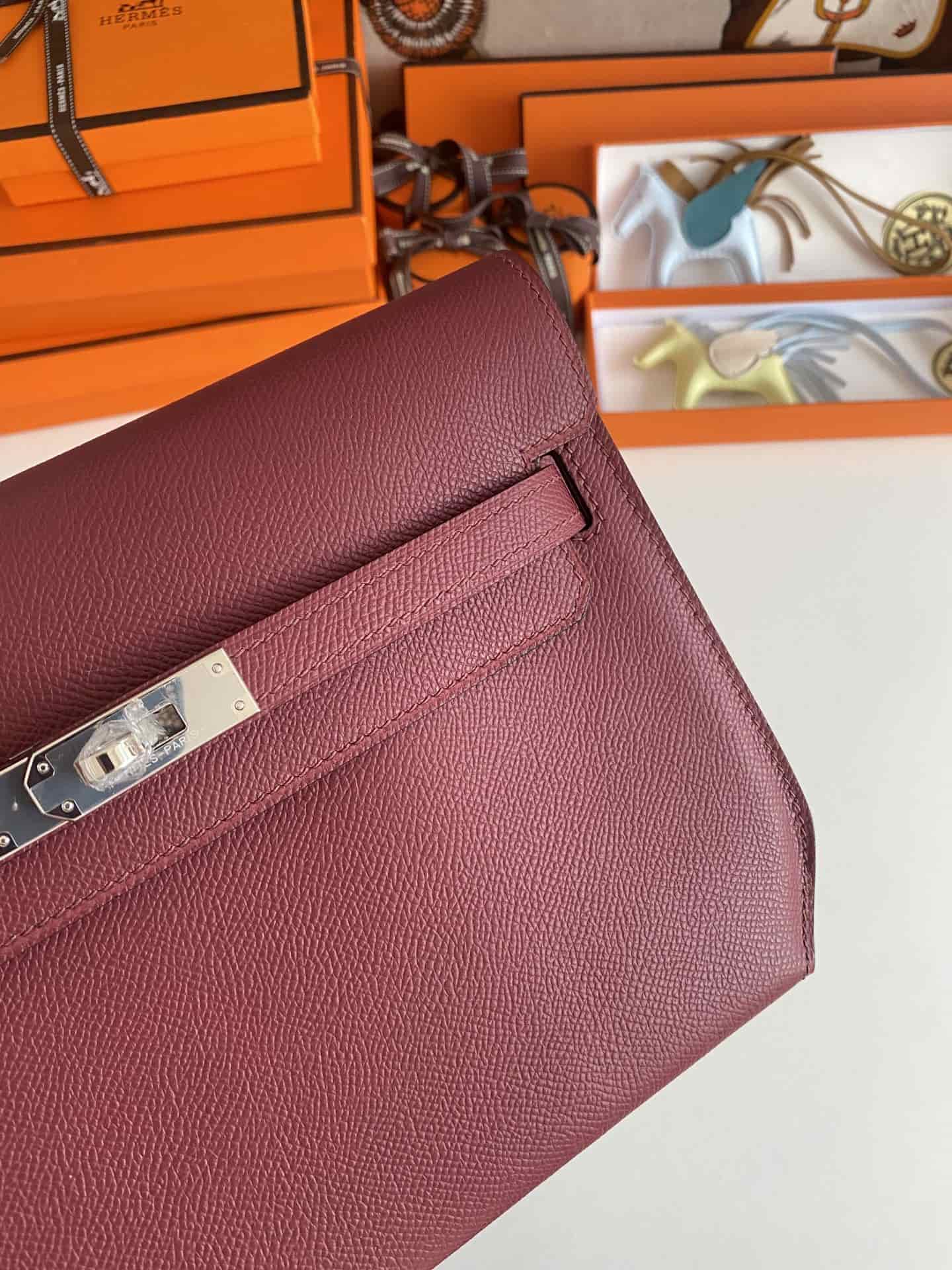 Hermes Kelly Depeches 25 Pouch Epsom Leather Bordeaux WAX High