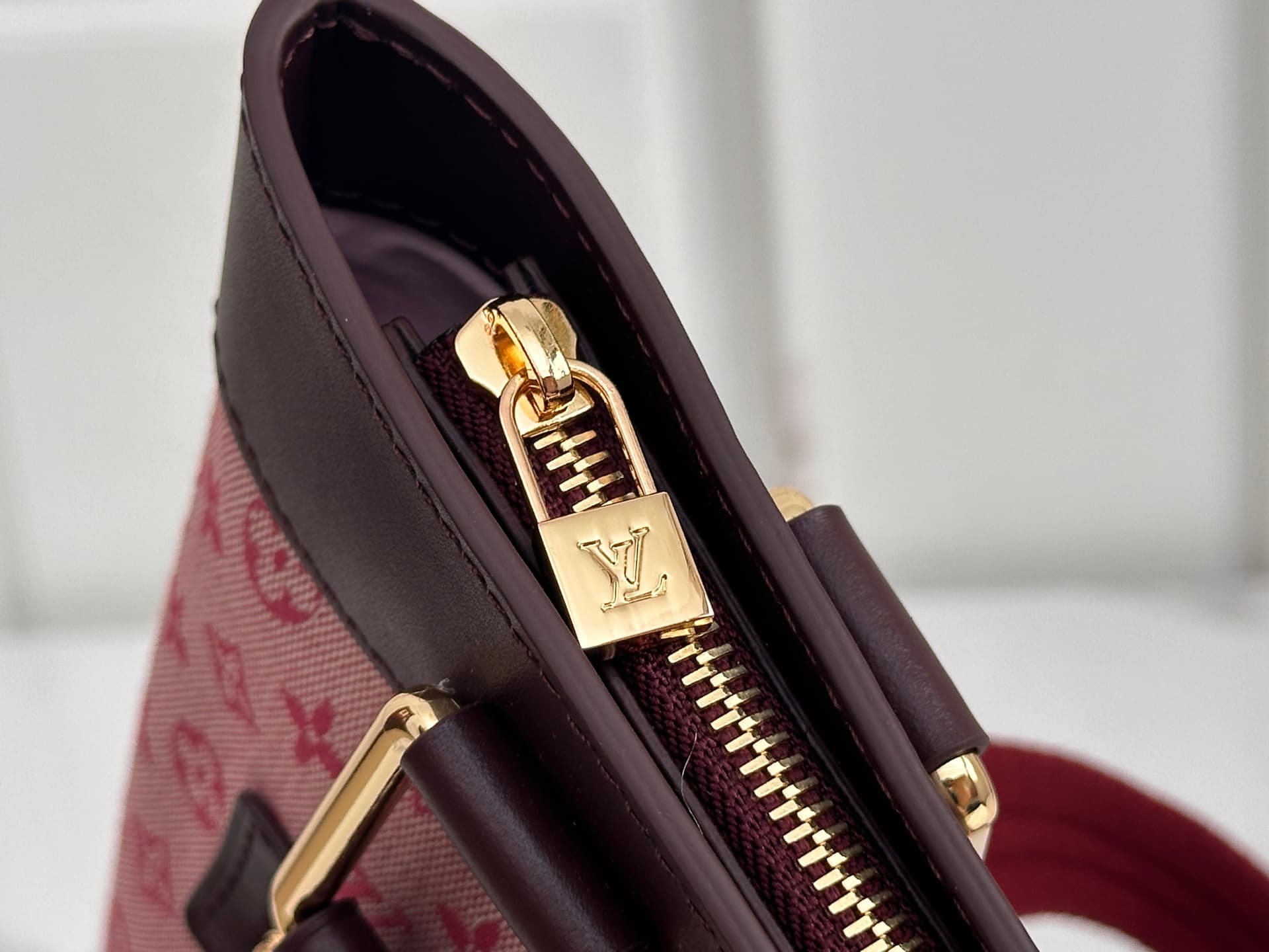 Louis Vuitton Monogram Lin Lucille shoulder bag M92678 High