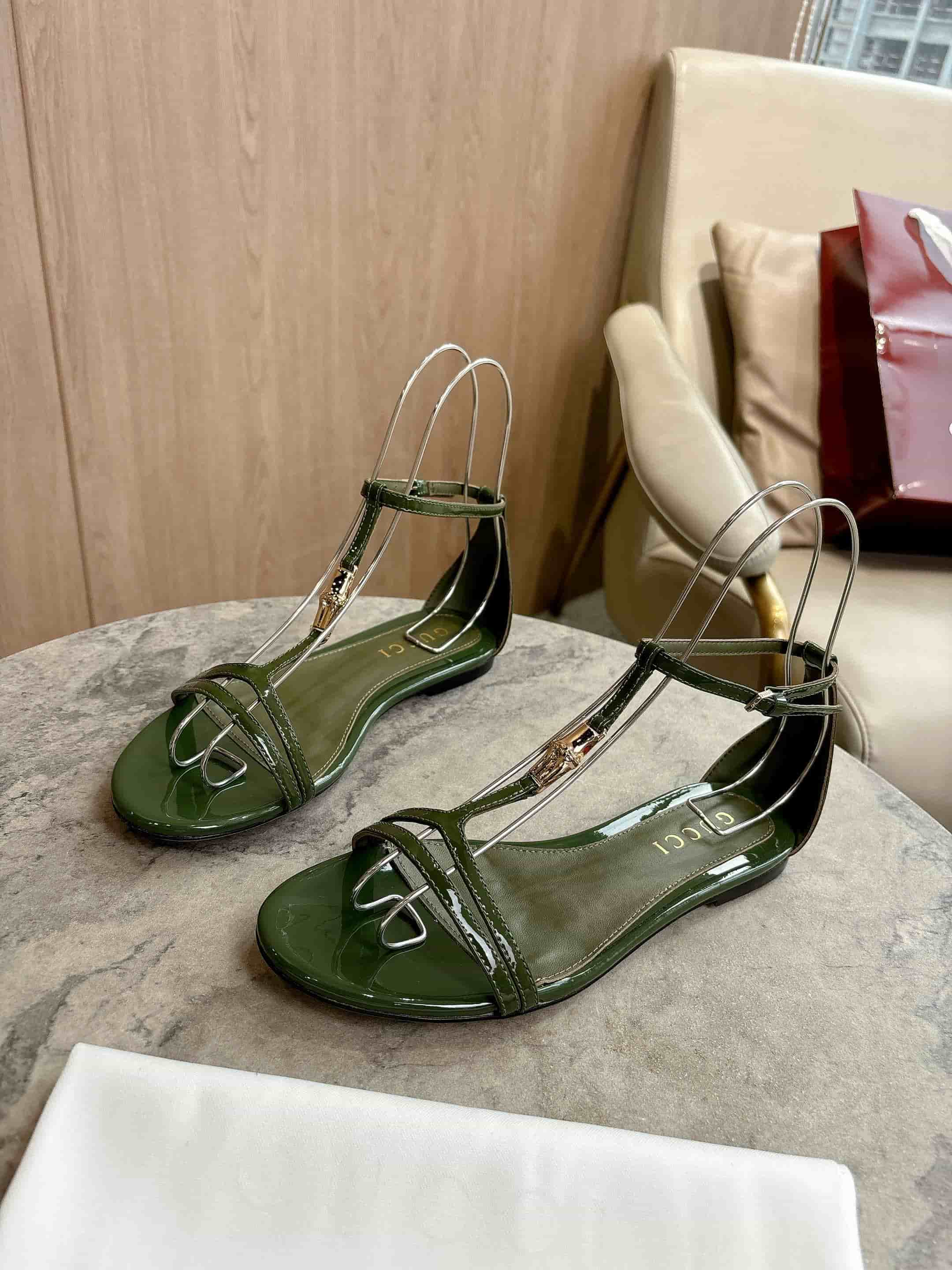 Gucci thong sandal with Bamboo Shoes Women