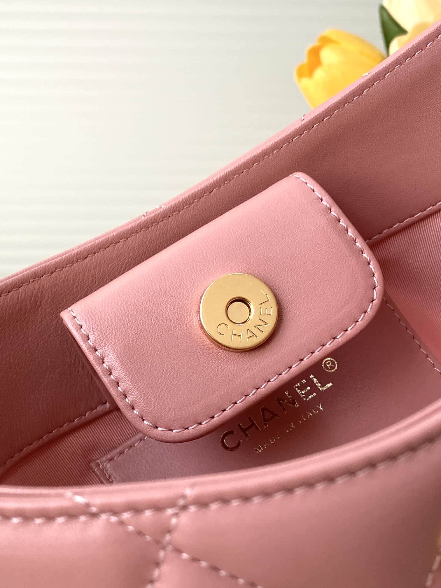 Chanel HOBO HANDBAG AS5177 Lambskin & Gold-Tone Metal Pink A