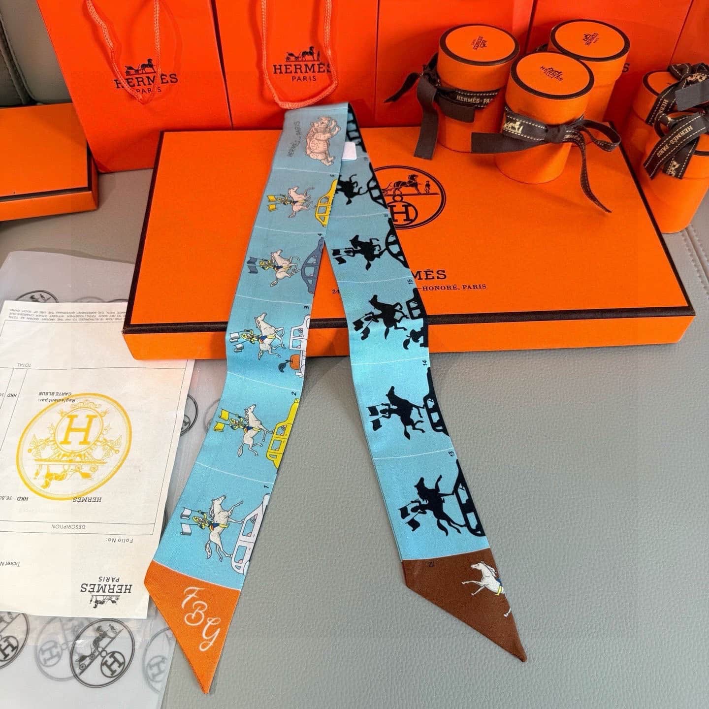 Hermes  Parade Twilly scarf