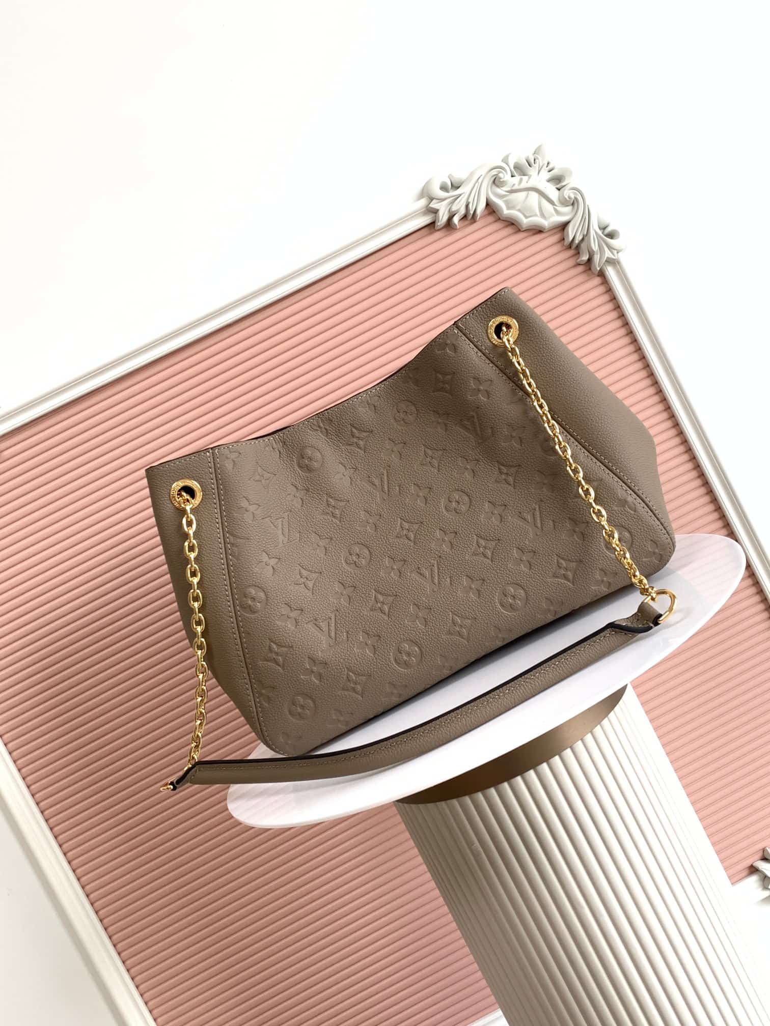 Louis Vuitton Anytime PM Tourterelle Gray Cowhide leather M14659 High
