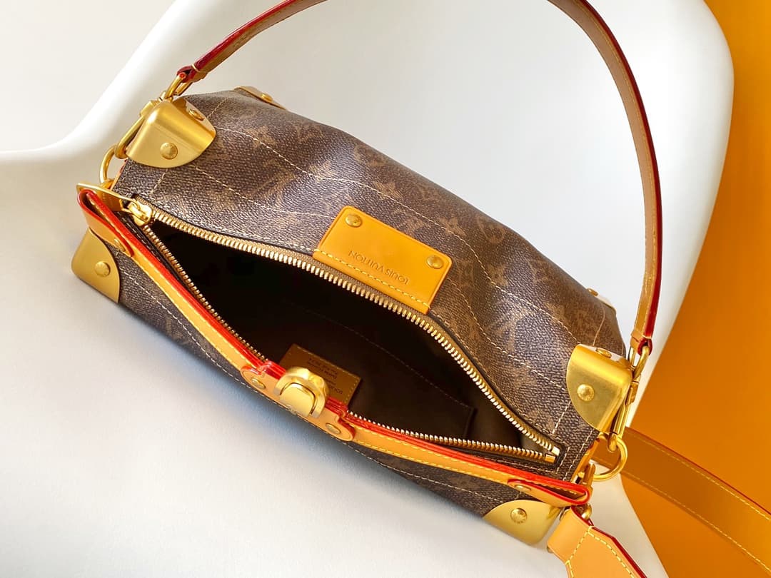 Louis Vuitton Monogram Soul Trunk East West M11536 High