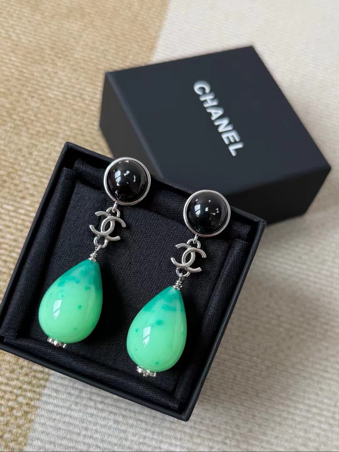 Chanel Pendant Earrings High