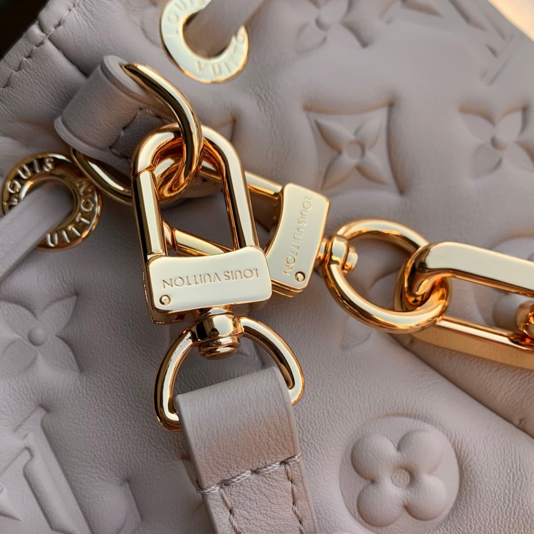 Louis Vuitton Coussin Bucket bag Monogram-embossed lambskin M26530 beige high