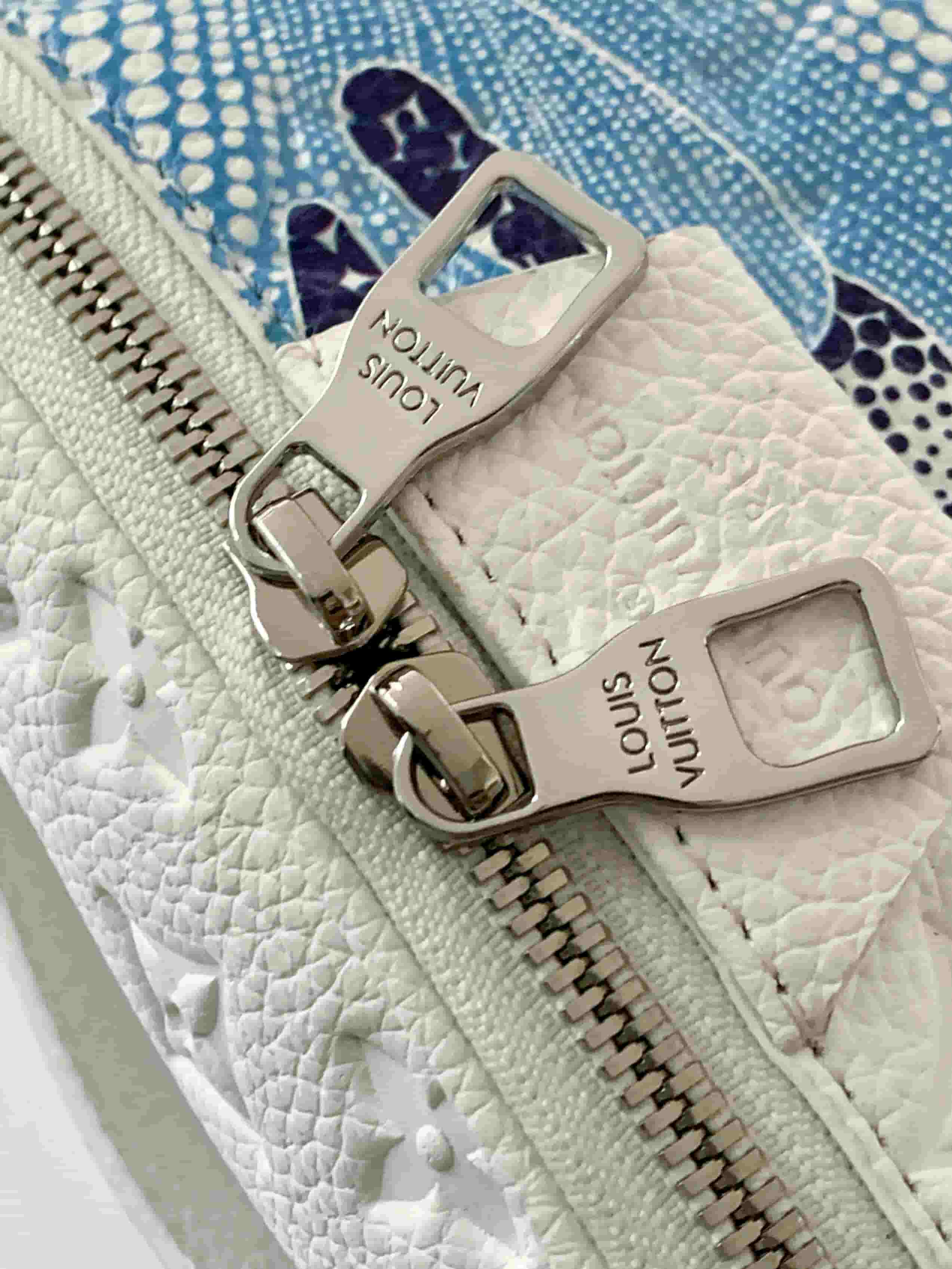 Louis Vuitton x Yayoi Kusama Maxi Bumbag in white Taurillon Monogram leather M21680 High