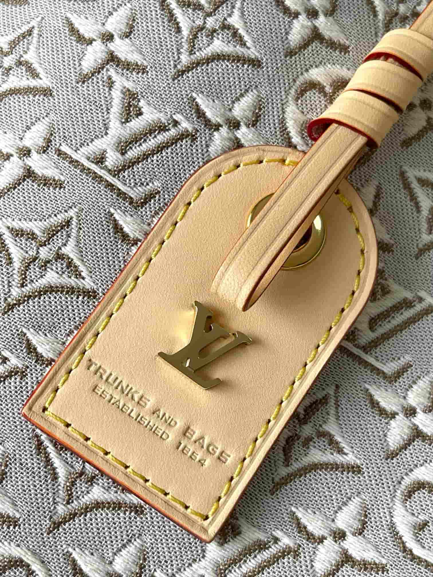 Louis Vuitton Neverfull MM Monogram Emblème Peuplier M2A381 TOP