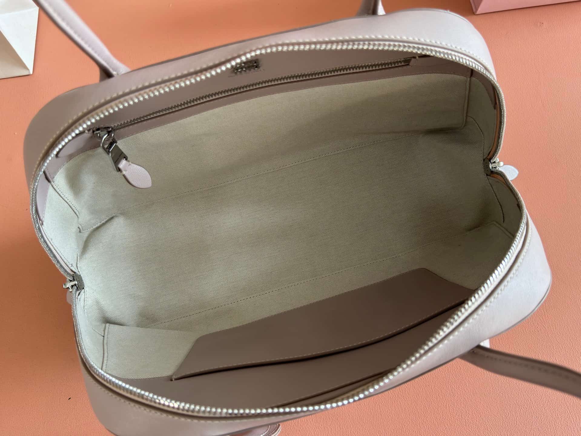 Miu Miu Vivant nappa leather bag Power Pink 5BB196 TOP