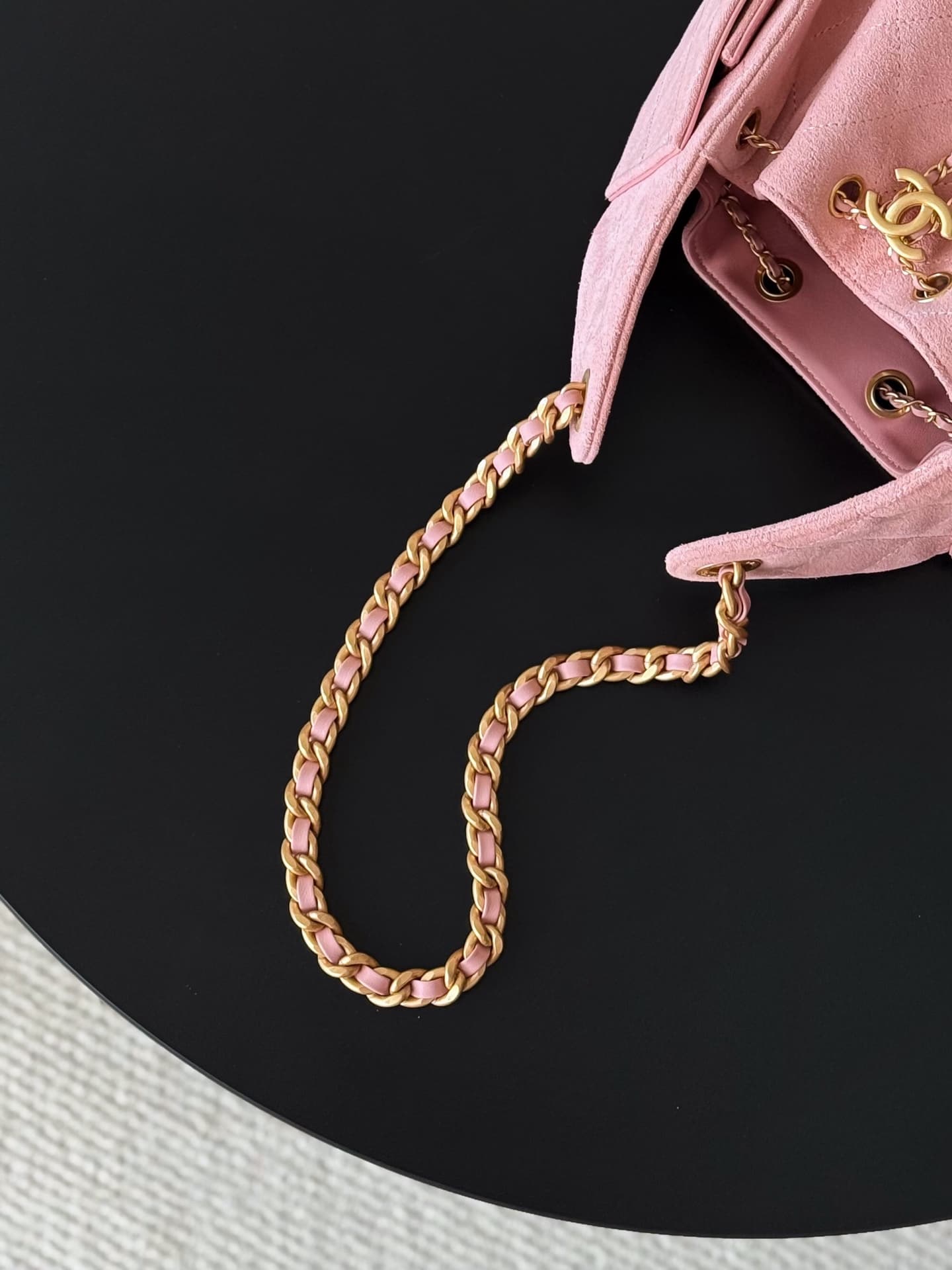 Chanel 25 Small Hobo handbag AS5293 Suede& Gold-Tone Metal Pink A