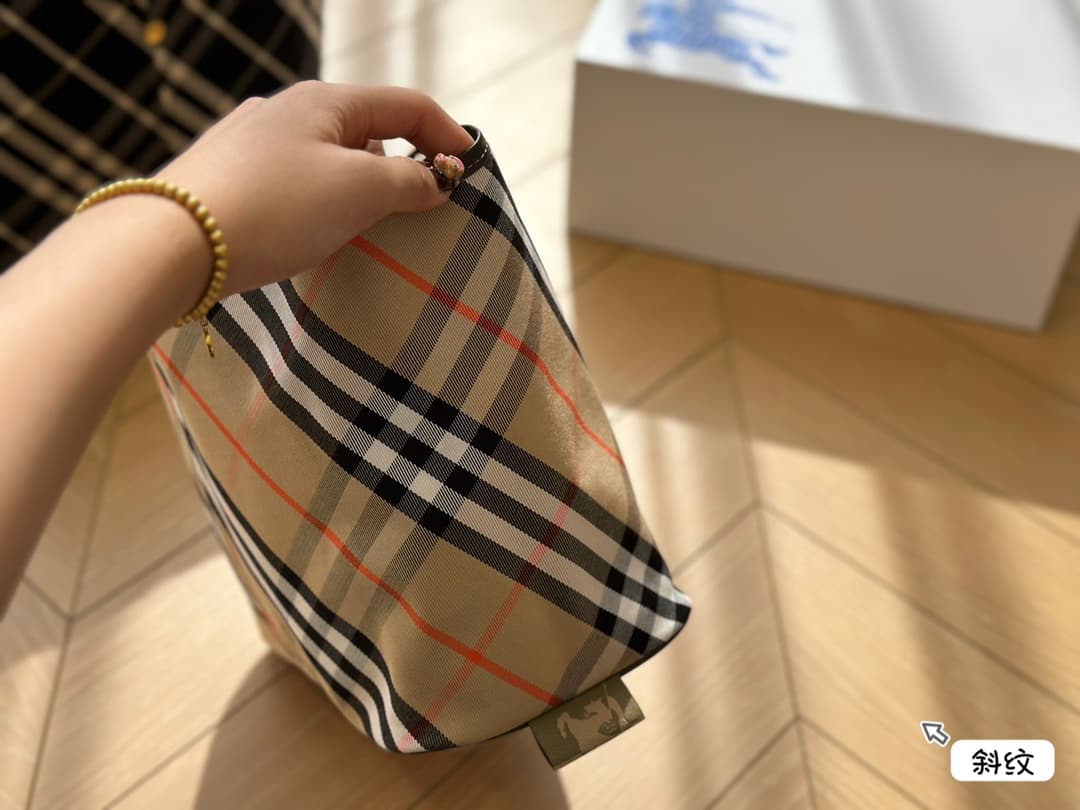 Burberry Small Check Shoulder Bag Sand/Black