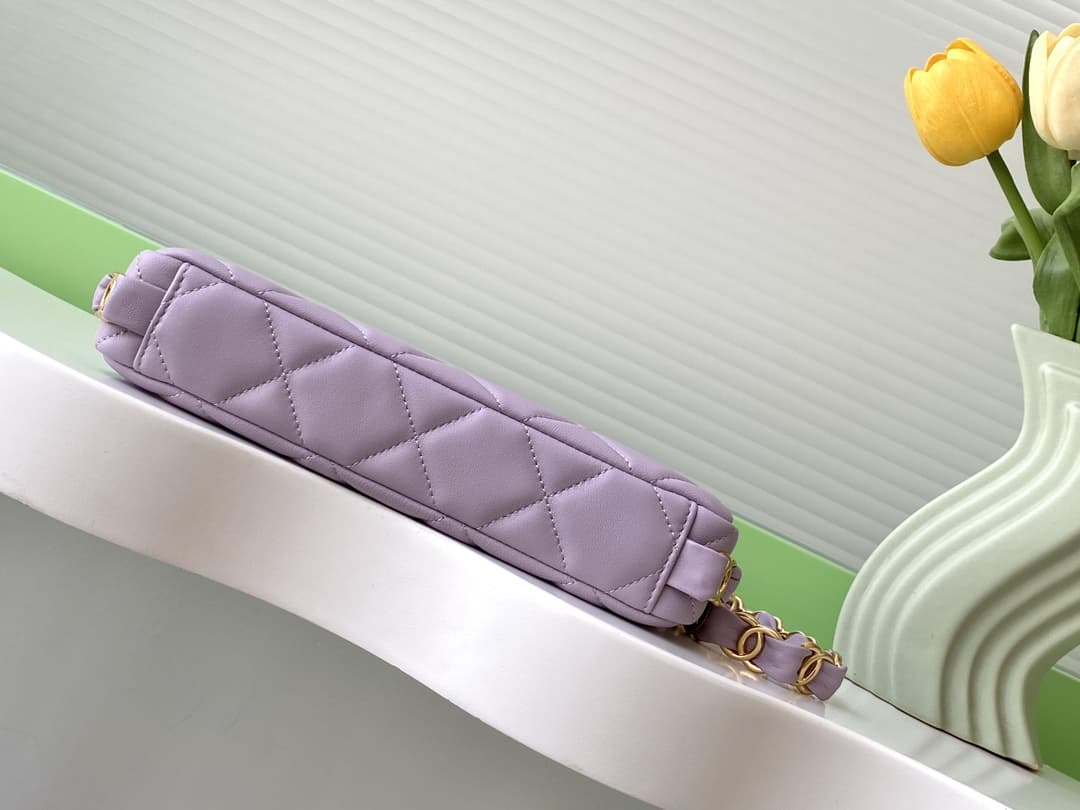 Chanel HOBO HANDBAG AS5177 Lambskin & Gold-Tone Metal Lilac A