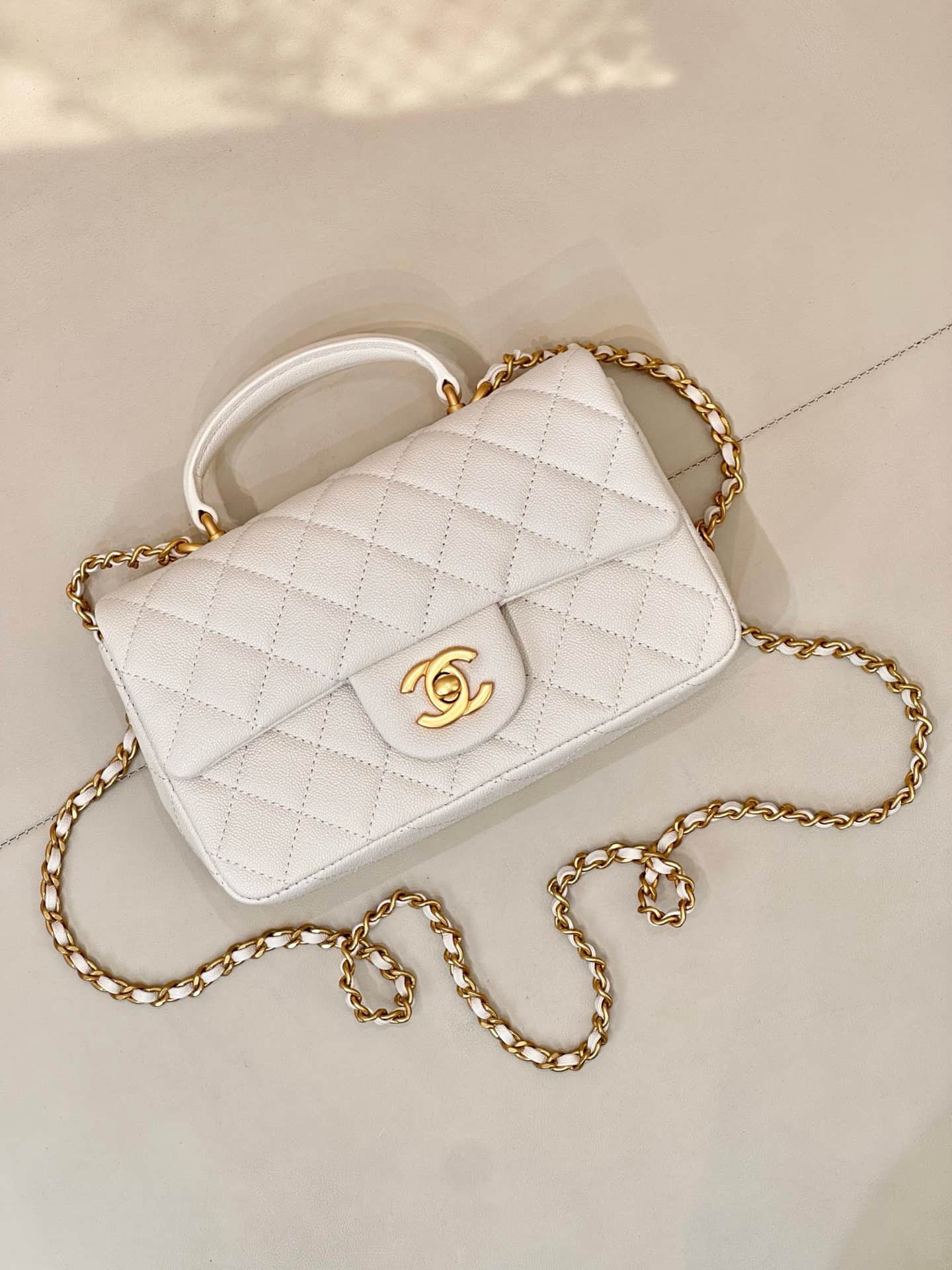 Chanel Mini Classic Handbag Grained Shiny Calfskin & Gold-Tone Metal AS2431 white TOP