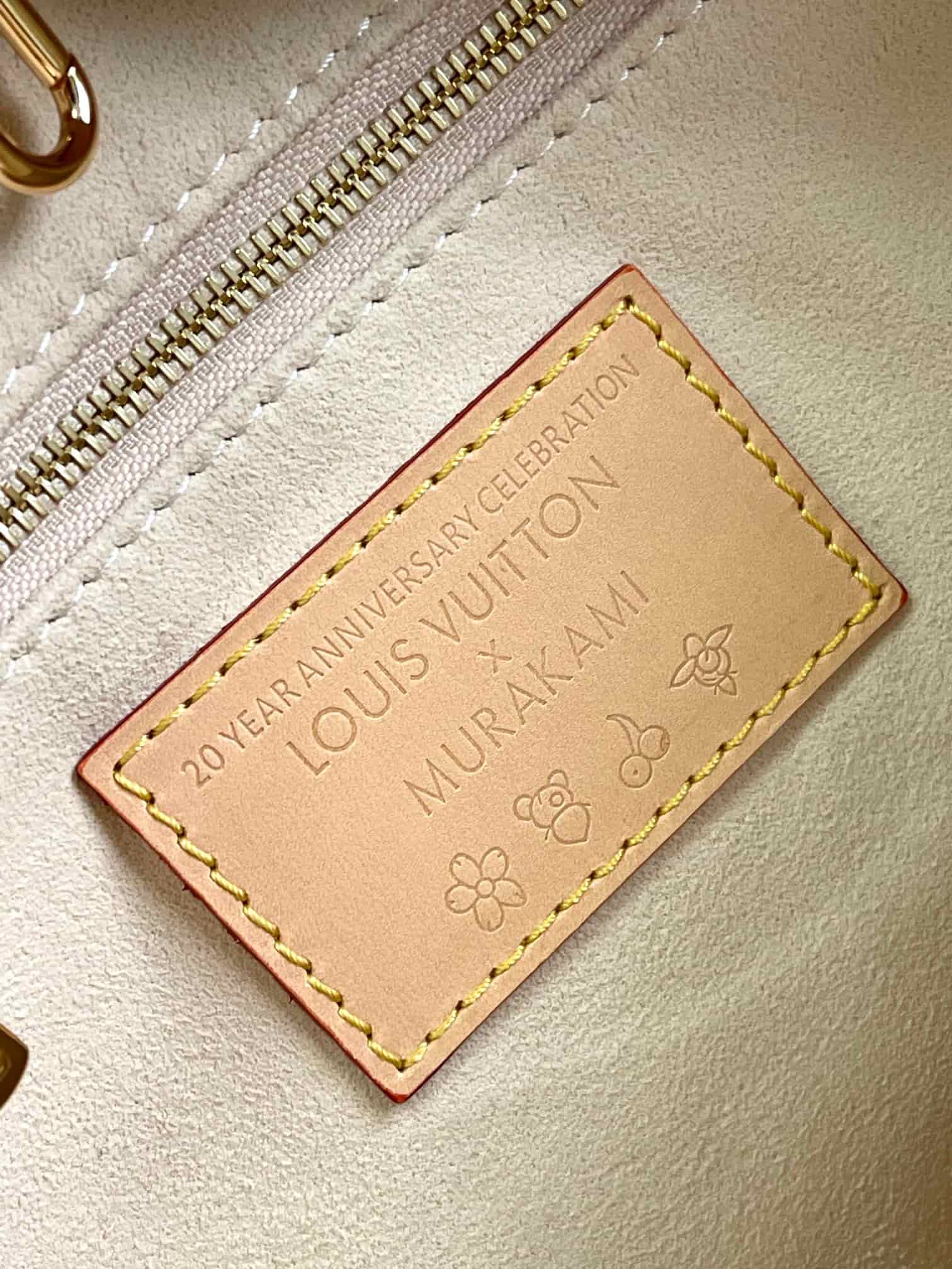 Louis Vuitton x Murakami OnTheGo MM Monogram coated canvas M13079 High