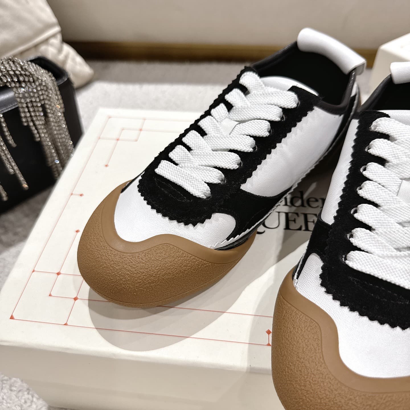 Alexander McQueen Flexion sneakers unisex