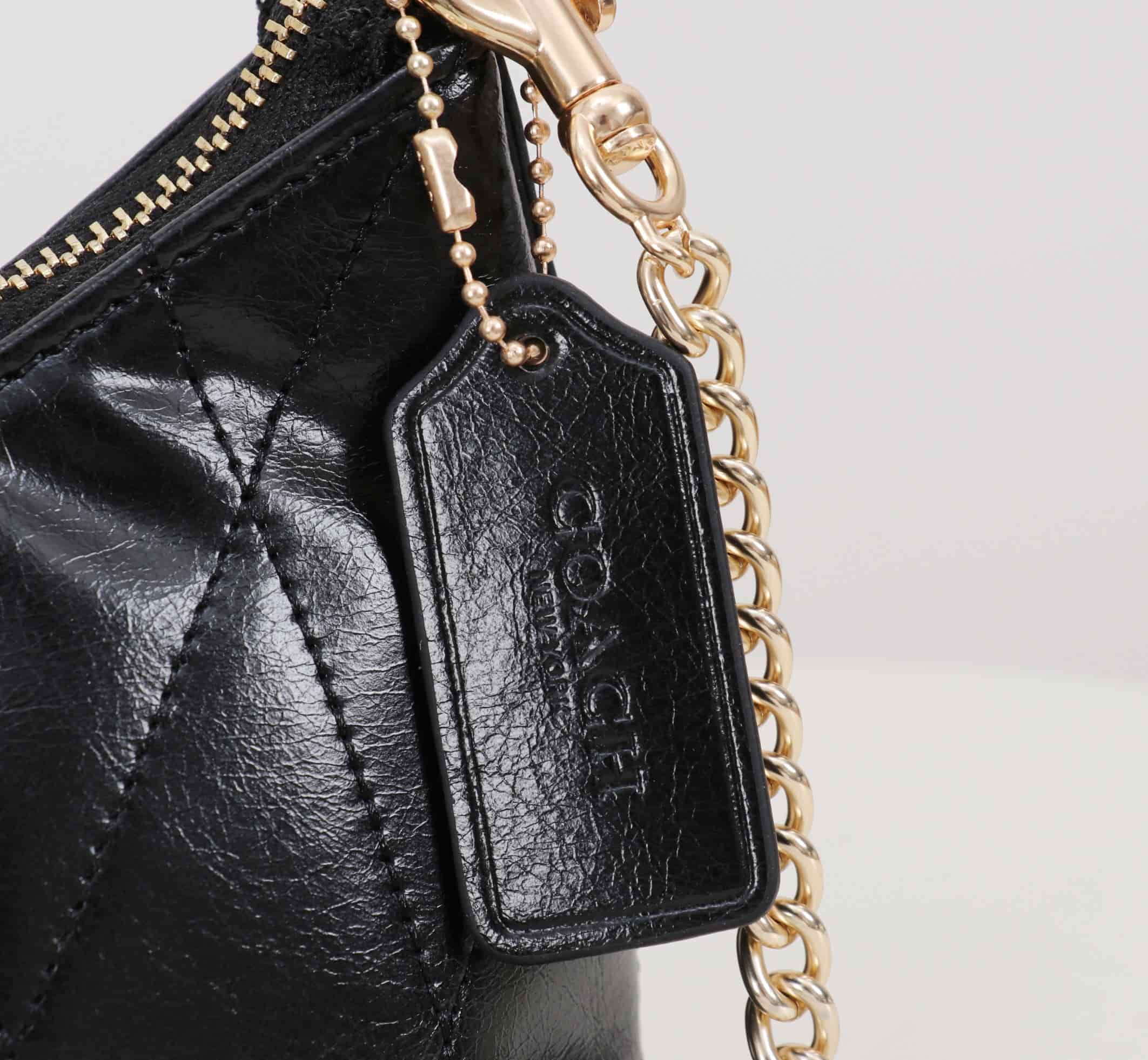 Coach Caitlin Shoulder Bag With Quilting Glazed leather/Gold/Black High
