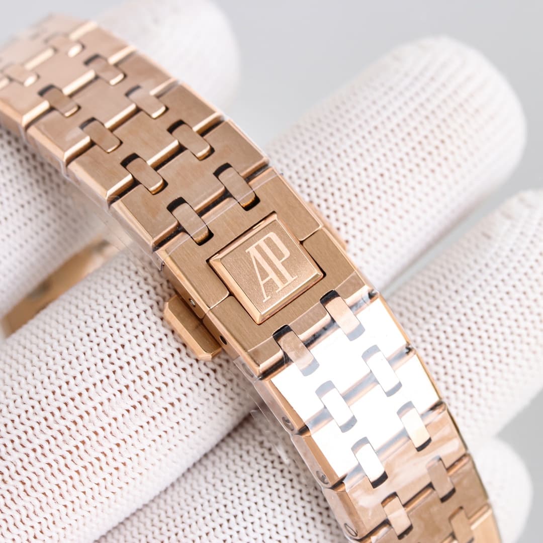 Audemars Piguet Royal Oak Wrist Watch TOP