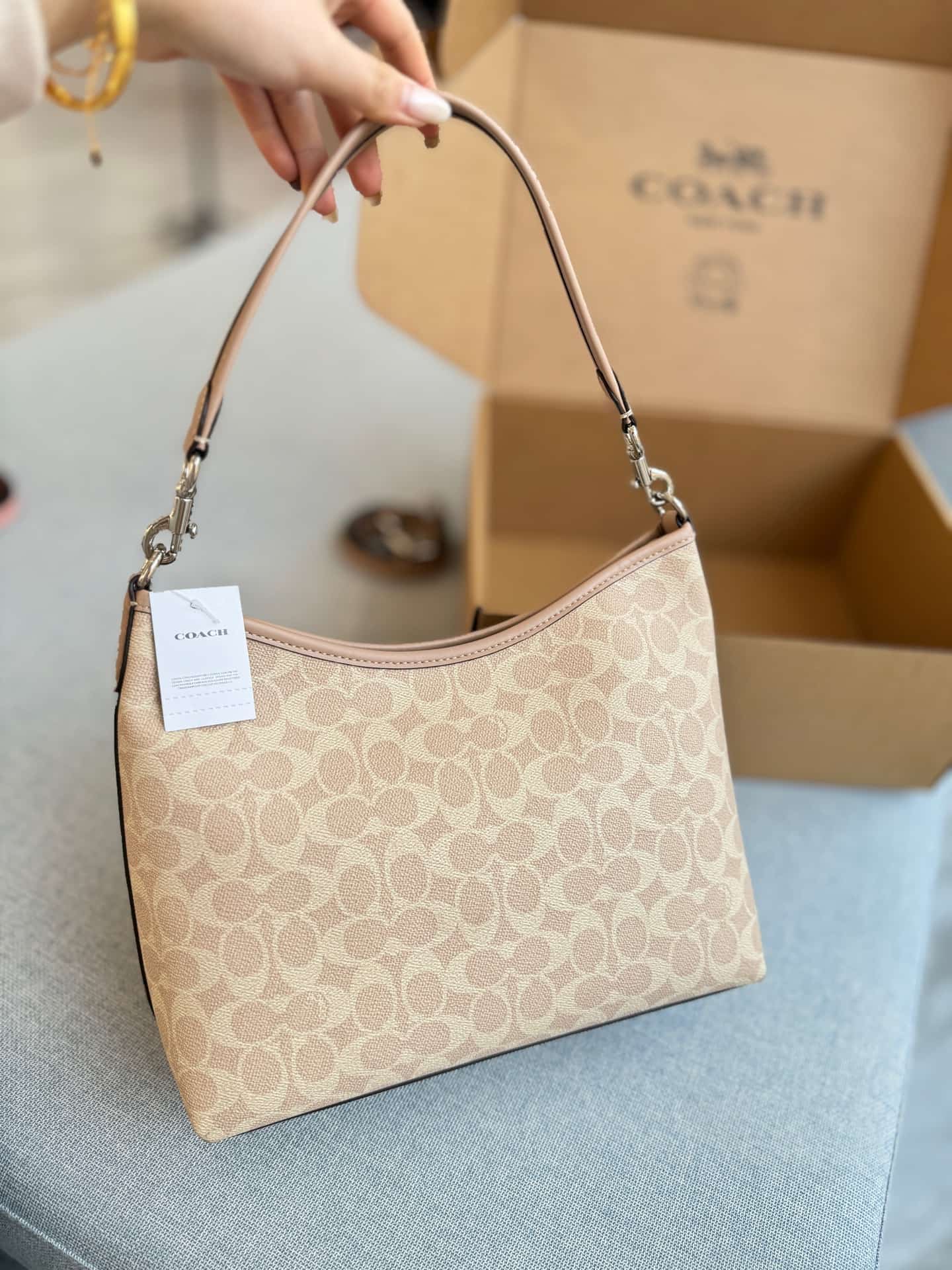 Coach Laurel Shoulder Bag In Signature Canvas