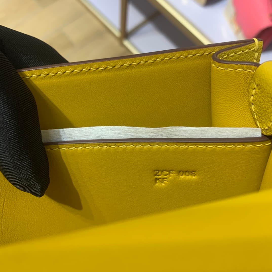 Hermes Roulis wallet in Jaune Ambre Calfskin Etoupe WAX Gold/Silver-Metal High