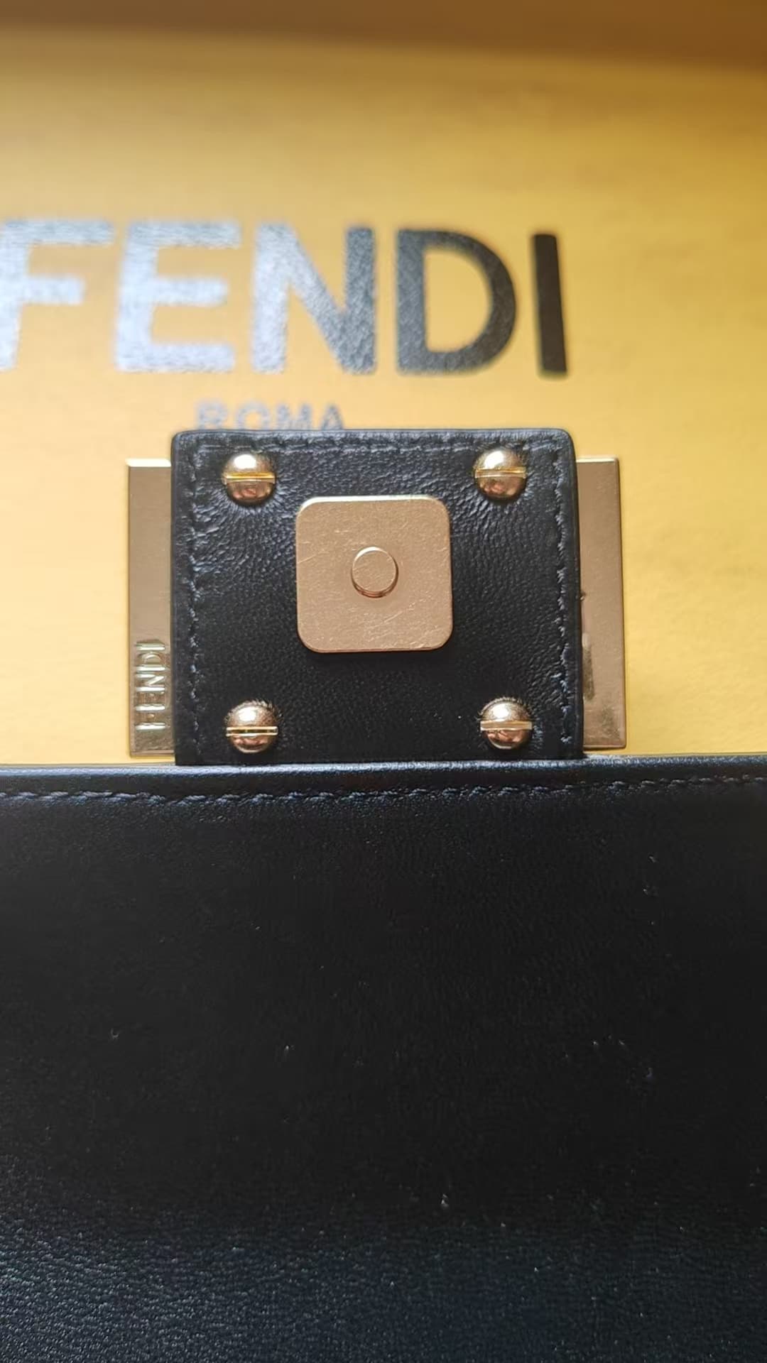 MINI BAGUETTE leather bag black High