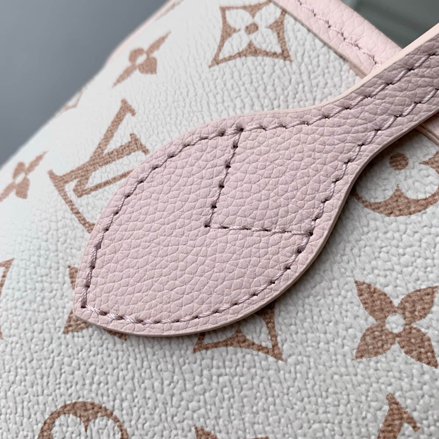 Louis Vuitton Neverfull Inside Out BB Monogram Dune / Pink Cowhide leather M2A466 High