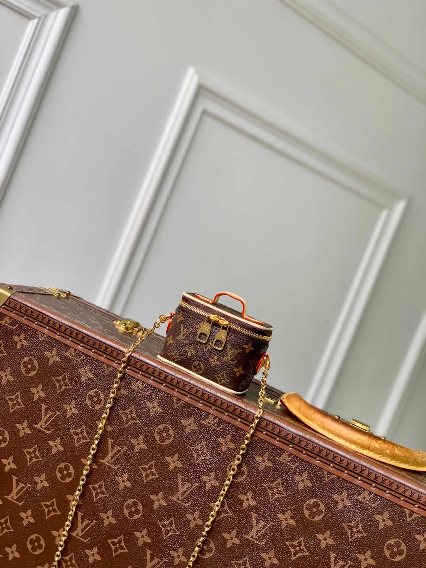 Louis Vuitton Micro Vanity Case Monogram coated canvas M03772 High