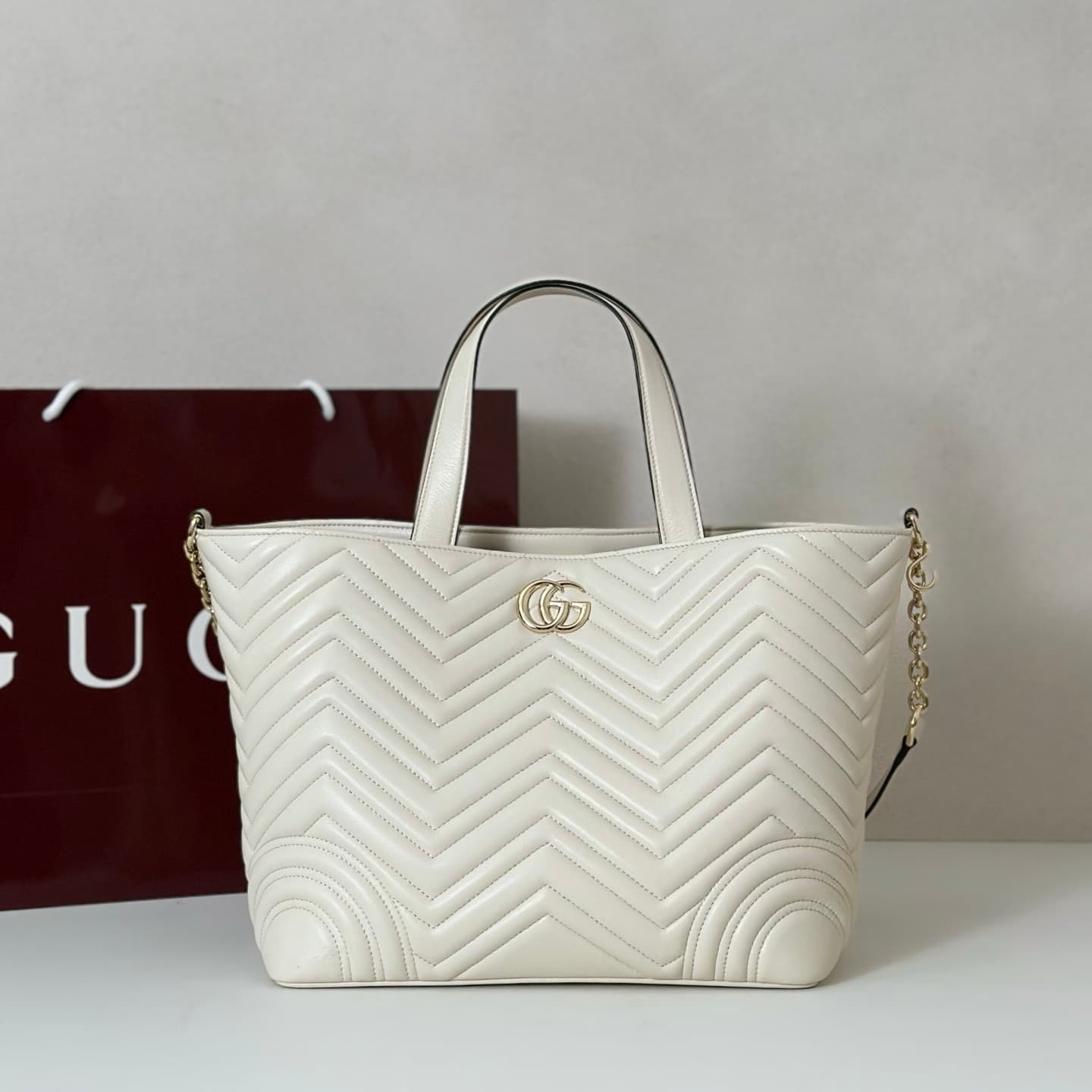 Gucci Betty medium tote bag 847387 white leather High