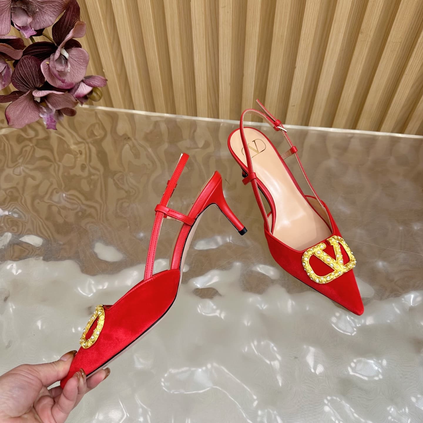 Valentino Vlogo Signature Slingback Pump Shoes 6.5 cm