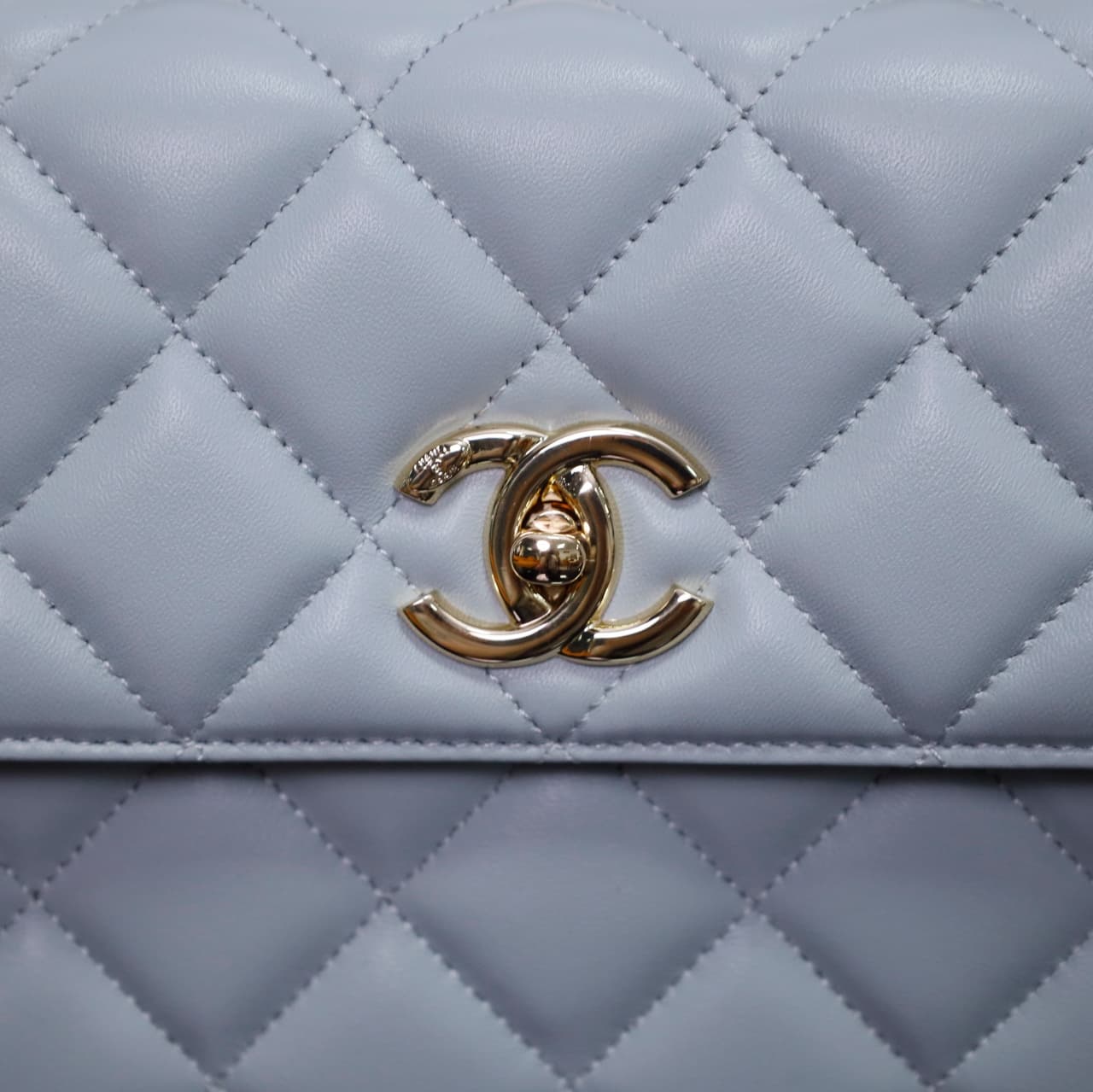 SMALL FLAP BAG WITH TOP HANDLE Lambskin Gold Metal Light Blue A