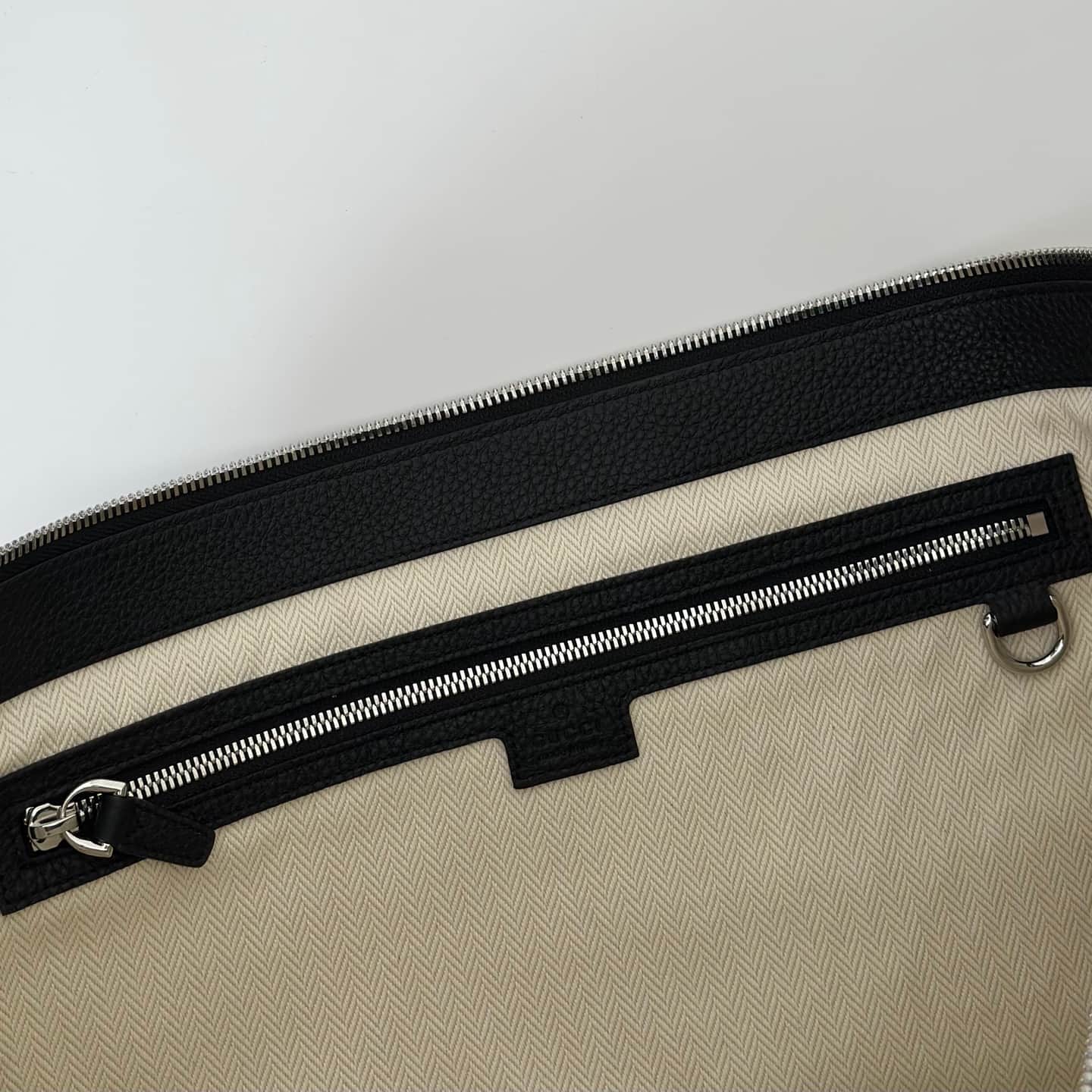 Gucci B large shoulder bag Black 800194 High