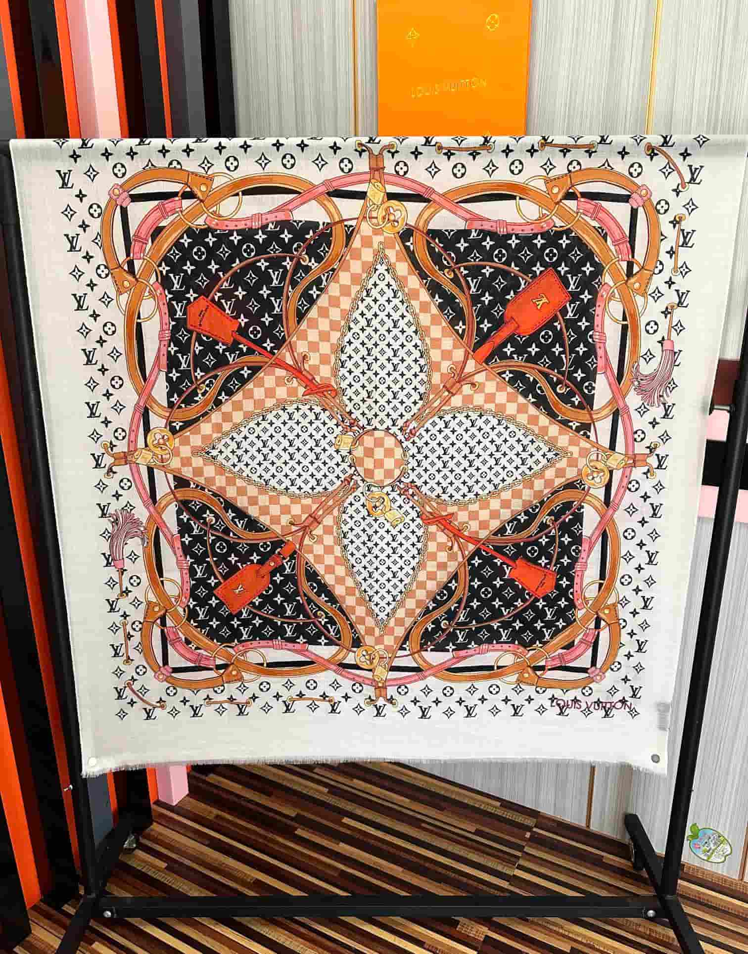 Louis Vuitton Flower And Straps Square