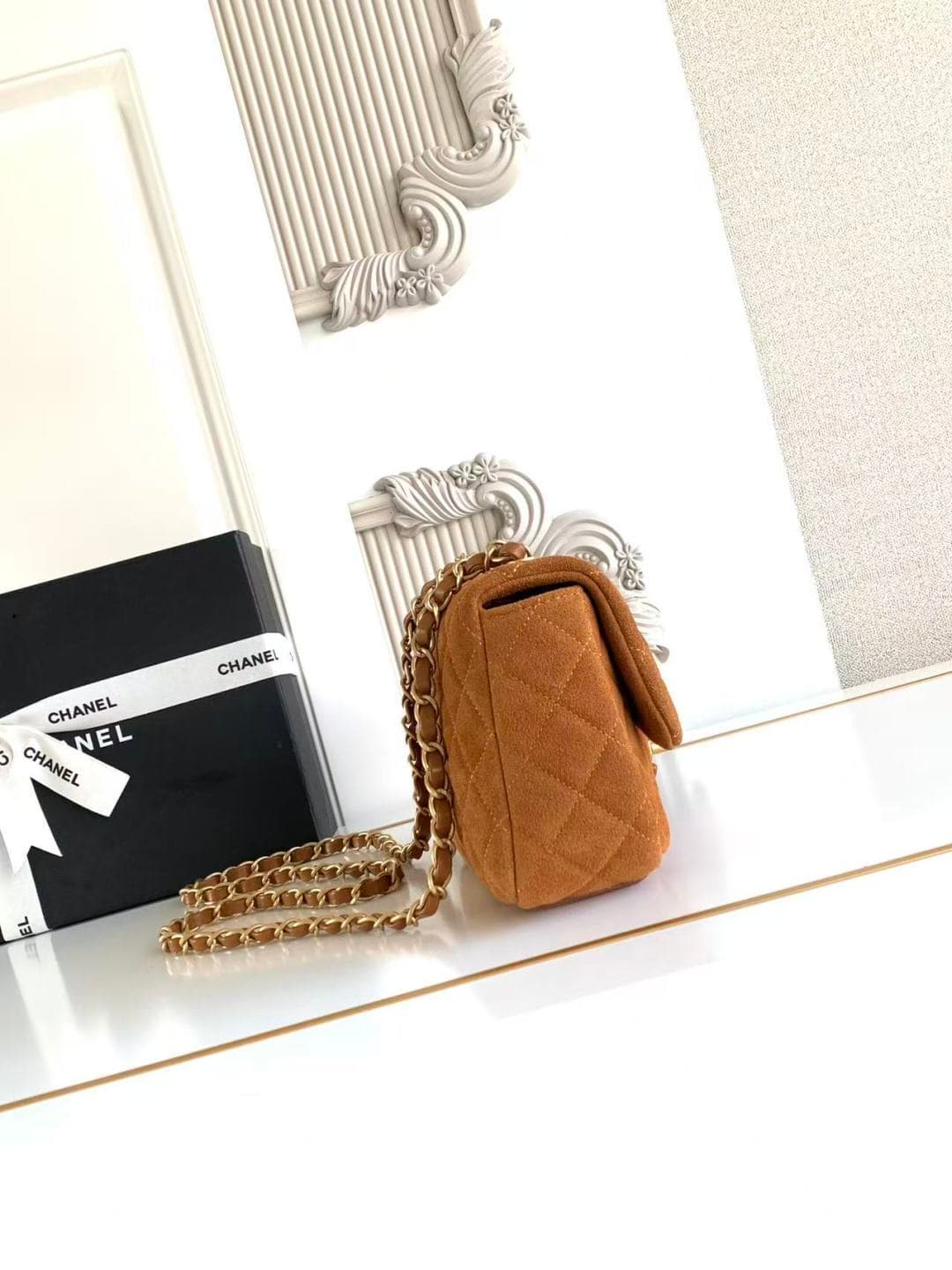 Chanel Classic Flap bag in Tan Suede & Gold-Tone Metal AS5989 A