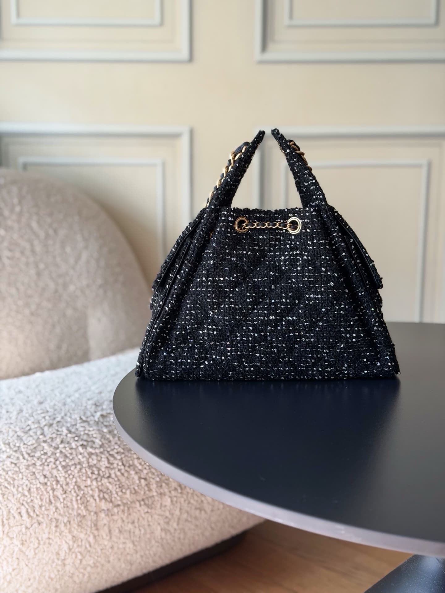 Chanel 25 Small Hobo handbag AS5293 Wool Tweed & Gold-Tone Metal Black&White A