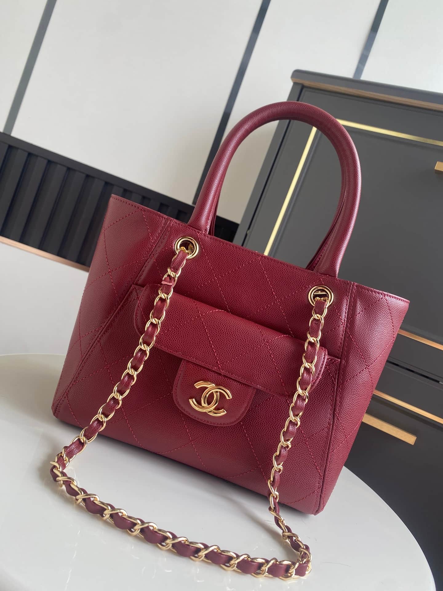 Chanel Tote Bag Grained Calfskin&Gold-Tone Metal Claret AS6025 High