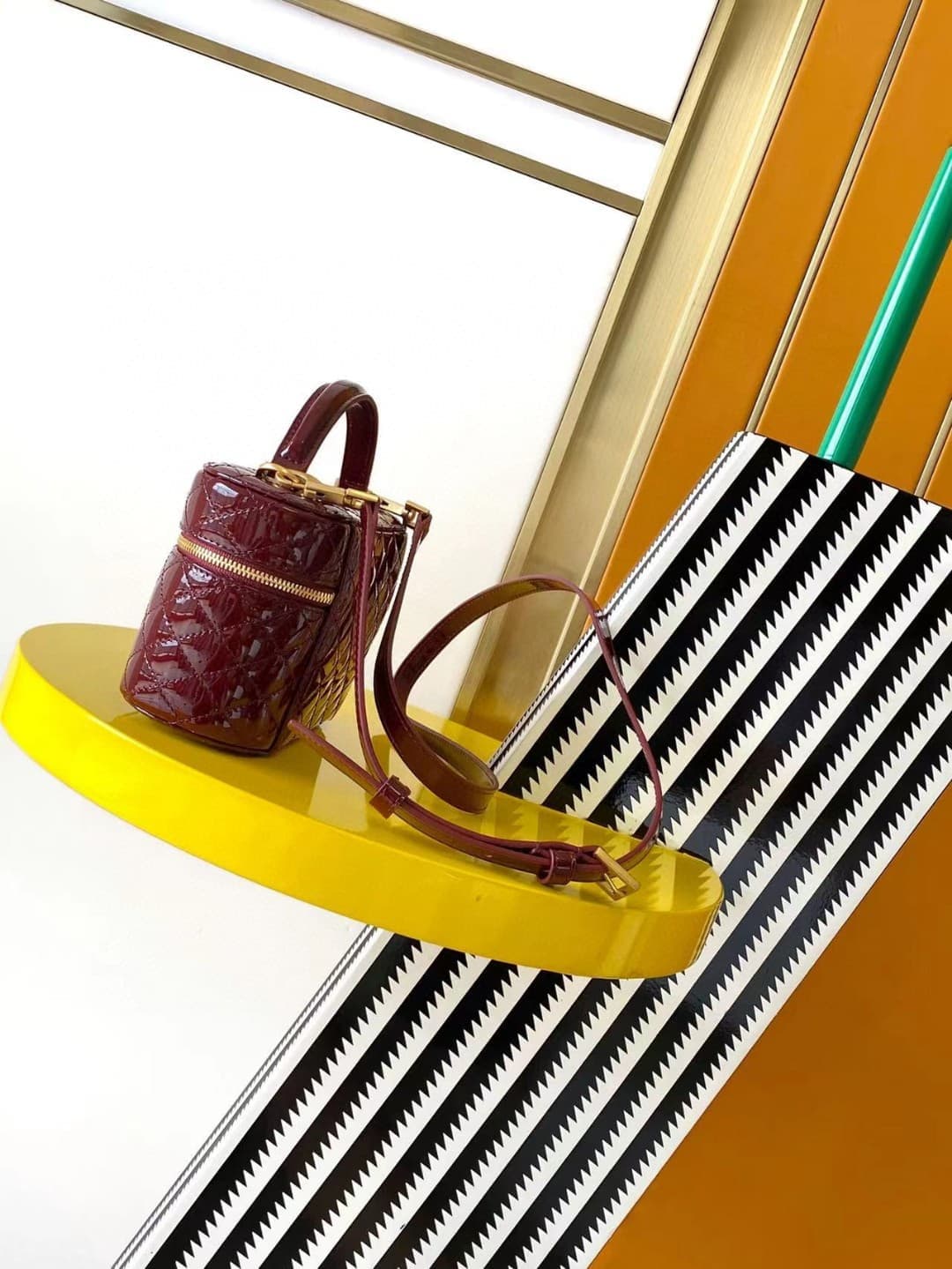 GABY VANITY BAG In Patent Leather Claret High