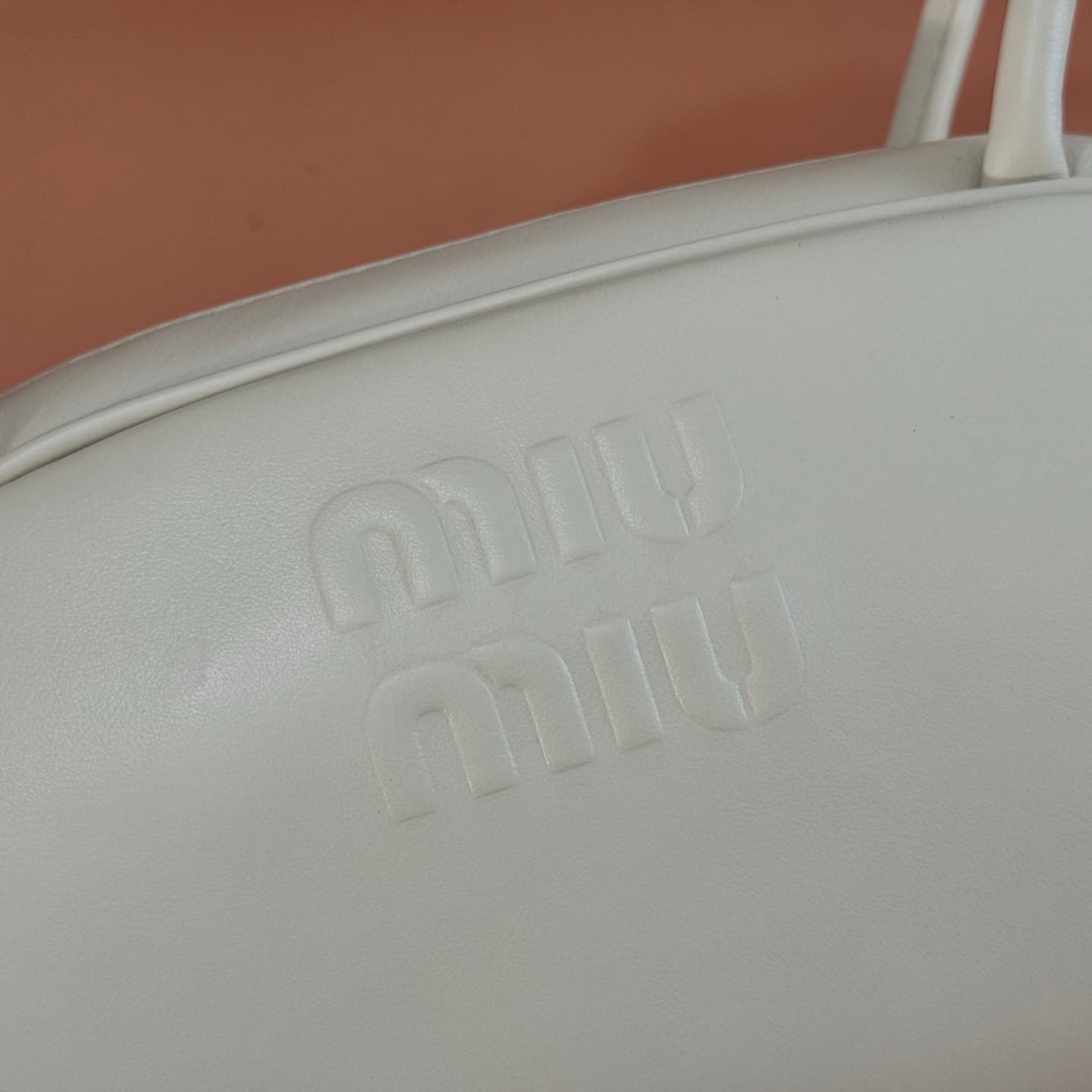 Miu Miu Chalk White Beau Leather Bag 5BB193 TOP