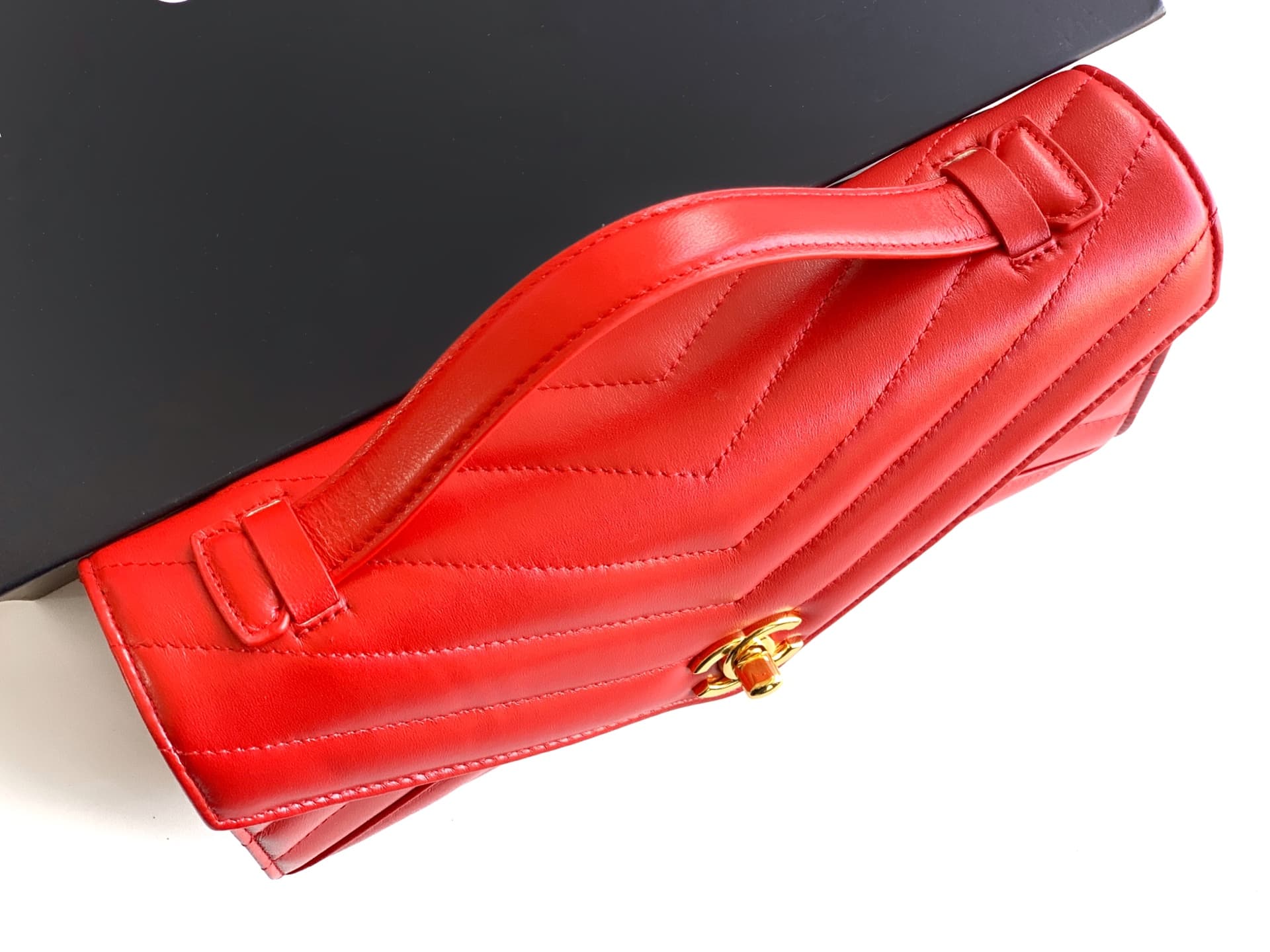 Chanel Flap Bag with Top Handle Chevron Lambskin& Gold-Tone Metal Red AS6044 A