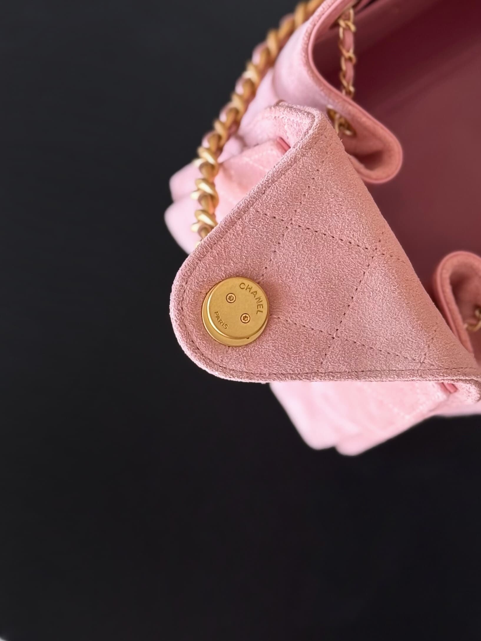 Chanel 25 Small Hobo handbag AS5293 Suede& Gold-Tone Metal Pink A