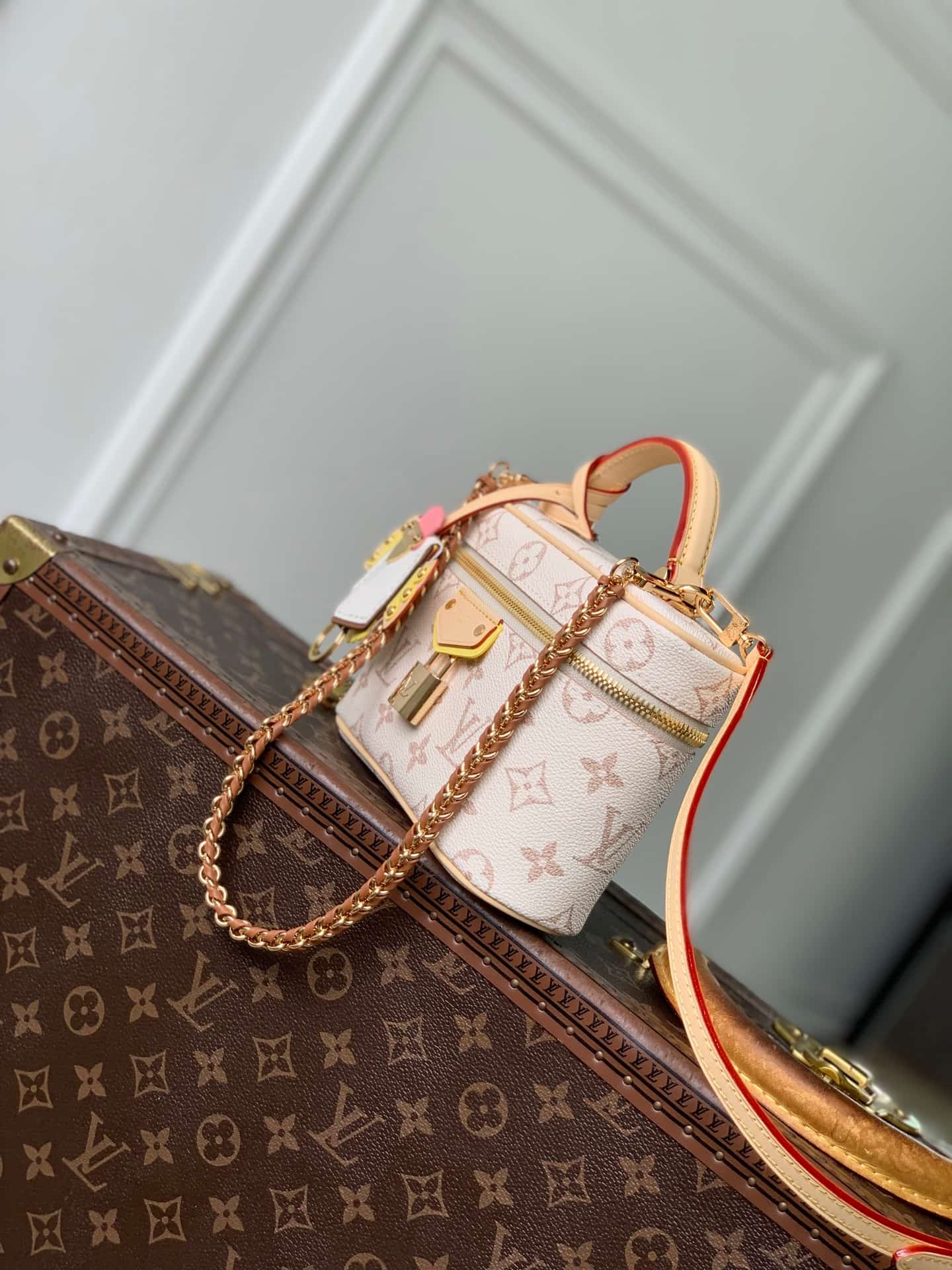 Louis Vuitton Vanity Chain Pouch Monogram Dune Coated canvas M29782 High