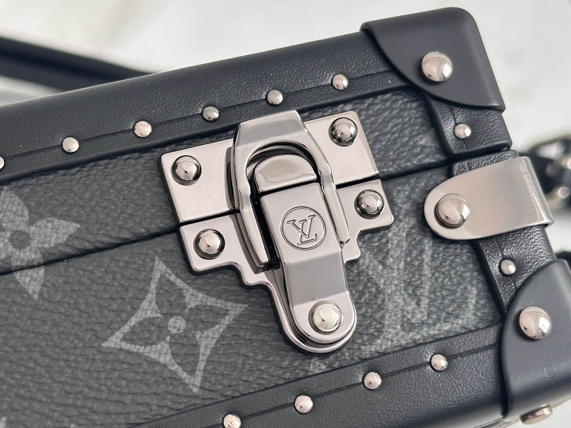 Louis Vuitton Clutch Box Monogram Eclipse coated canvas M20251 High