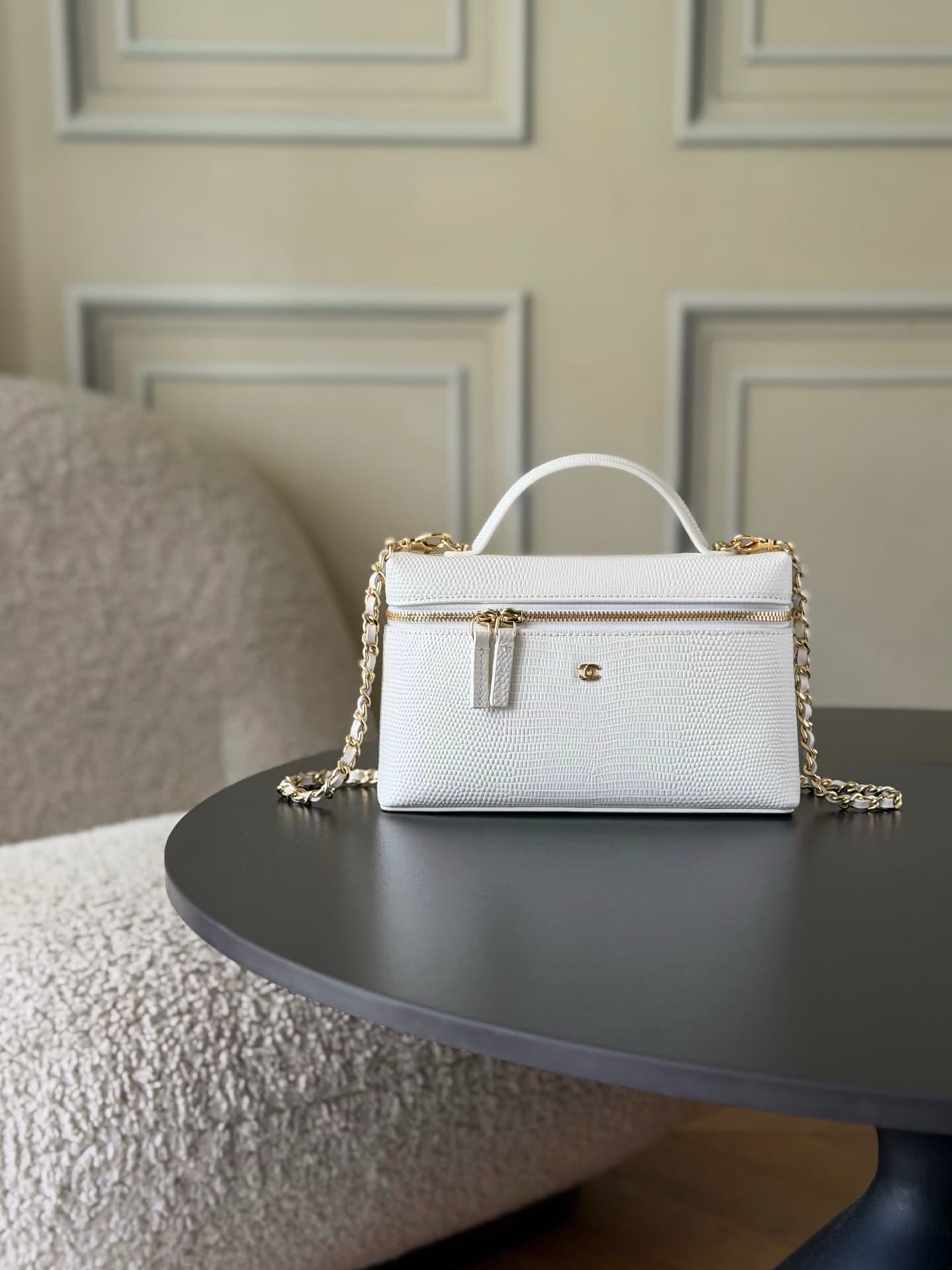 Chanel Small Vanity with chain Lizard Embossed Calfskin & Gold-Tone Metal White AS5346 A